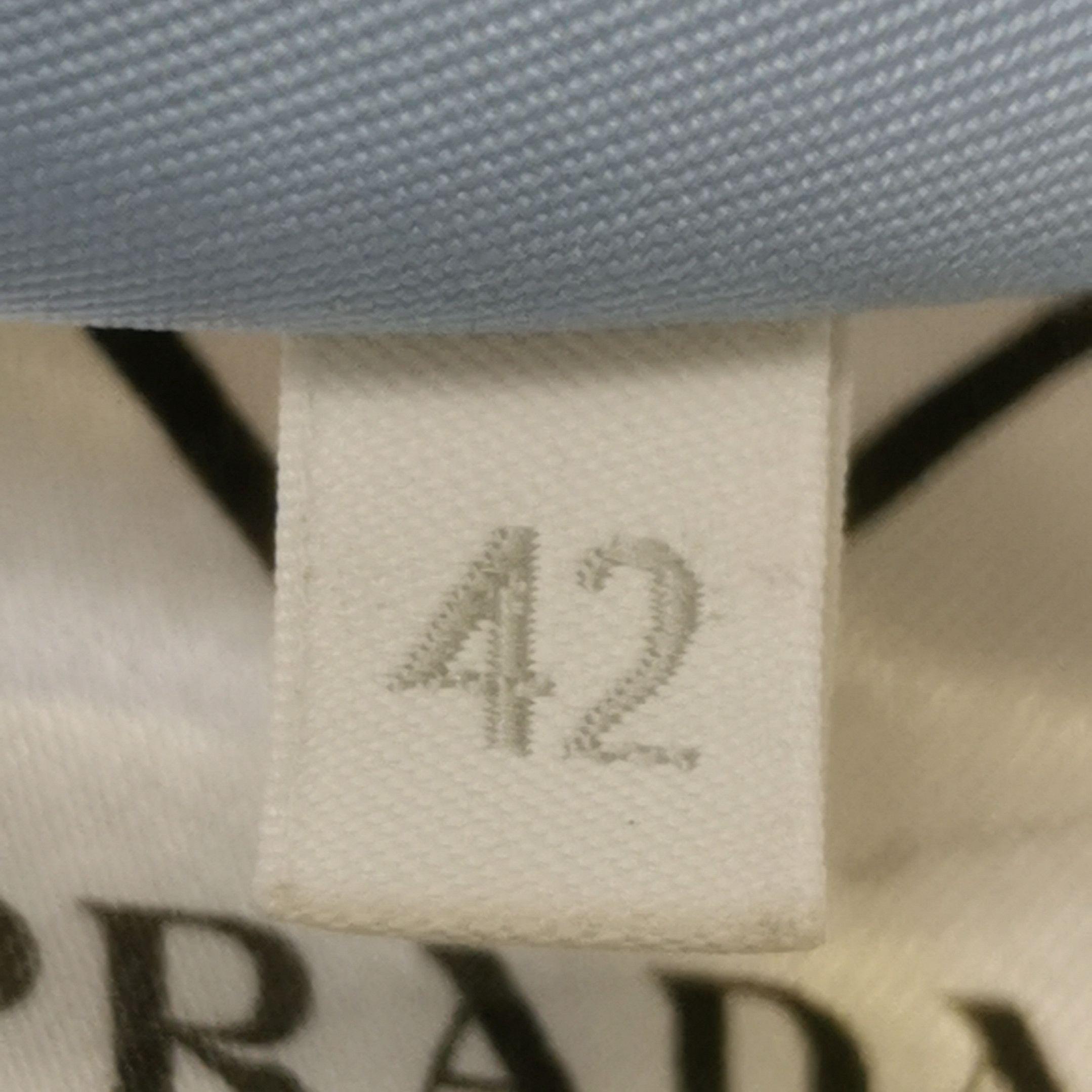 Prada Prada Solid Triangle Logo Tank Top 0089 Size L / US 10 / IT 46 - 7 Thumbnail