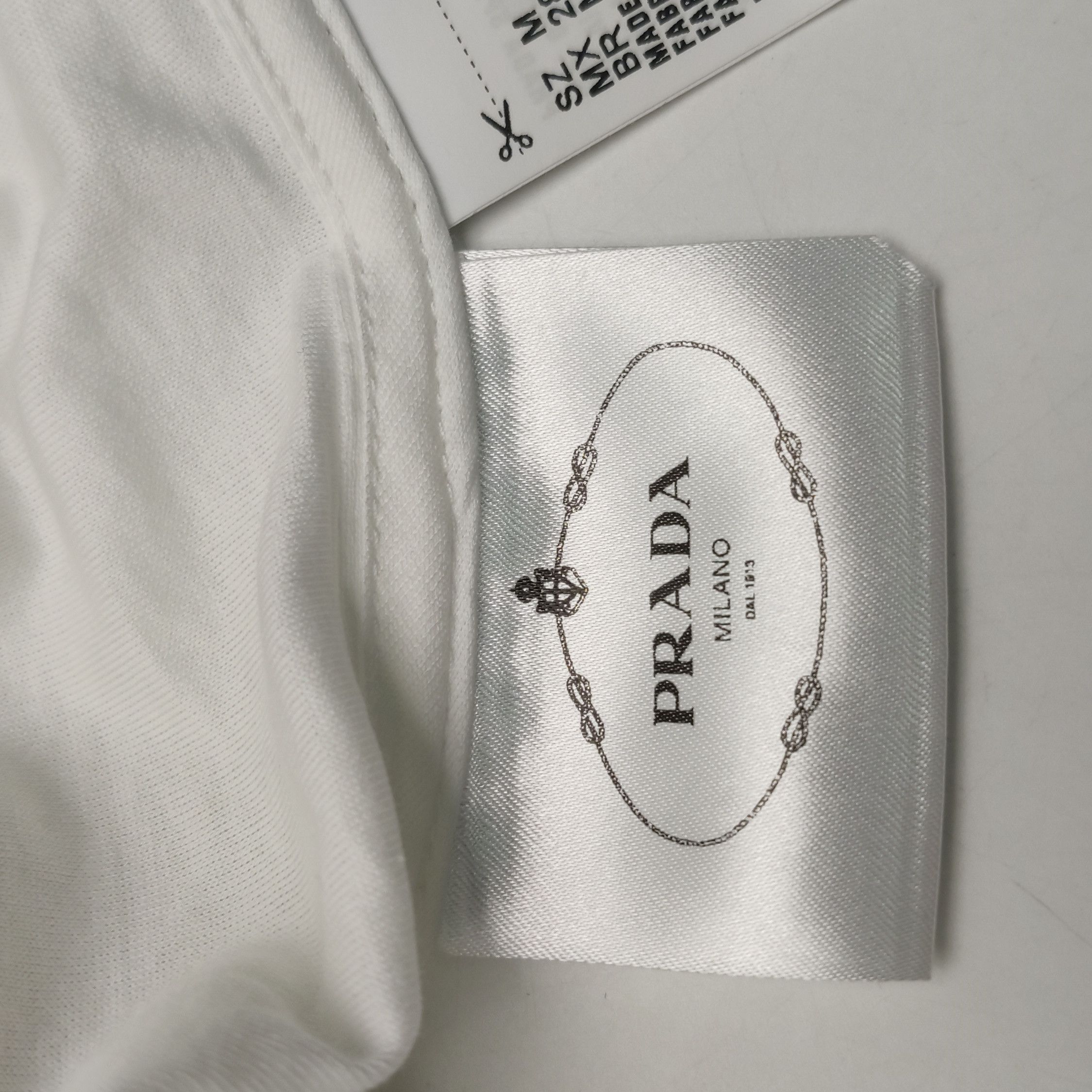 Prada Prada Cotton Logo Hooded Cape in White 0089 Size M / US 6-8 / IT 42-44 - 10 Thumbnail