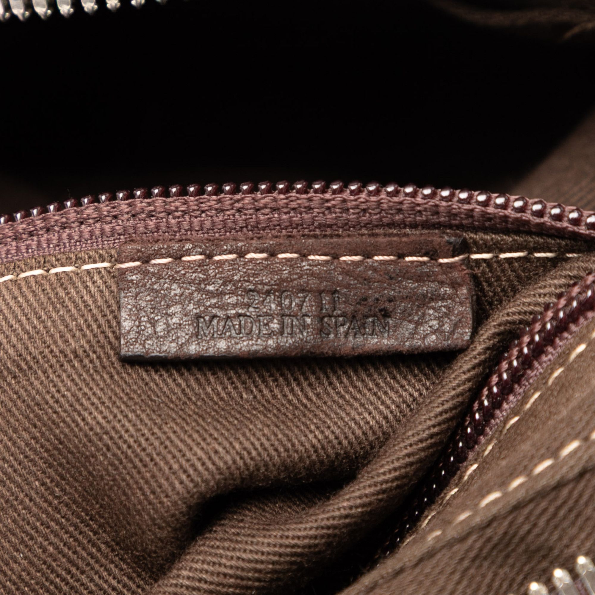 Loewe LOEWE Nubuck Anagram Clutch Size ONE SIZE - 6 Thumbnail