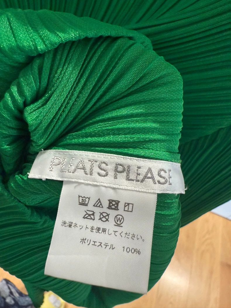 Issey Miyake Issey Miyake Pleated Green Long Sleeve Dress - dmc Size M / US 6-8 / IT 42-44 - 3 Thumbnail
