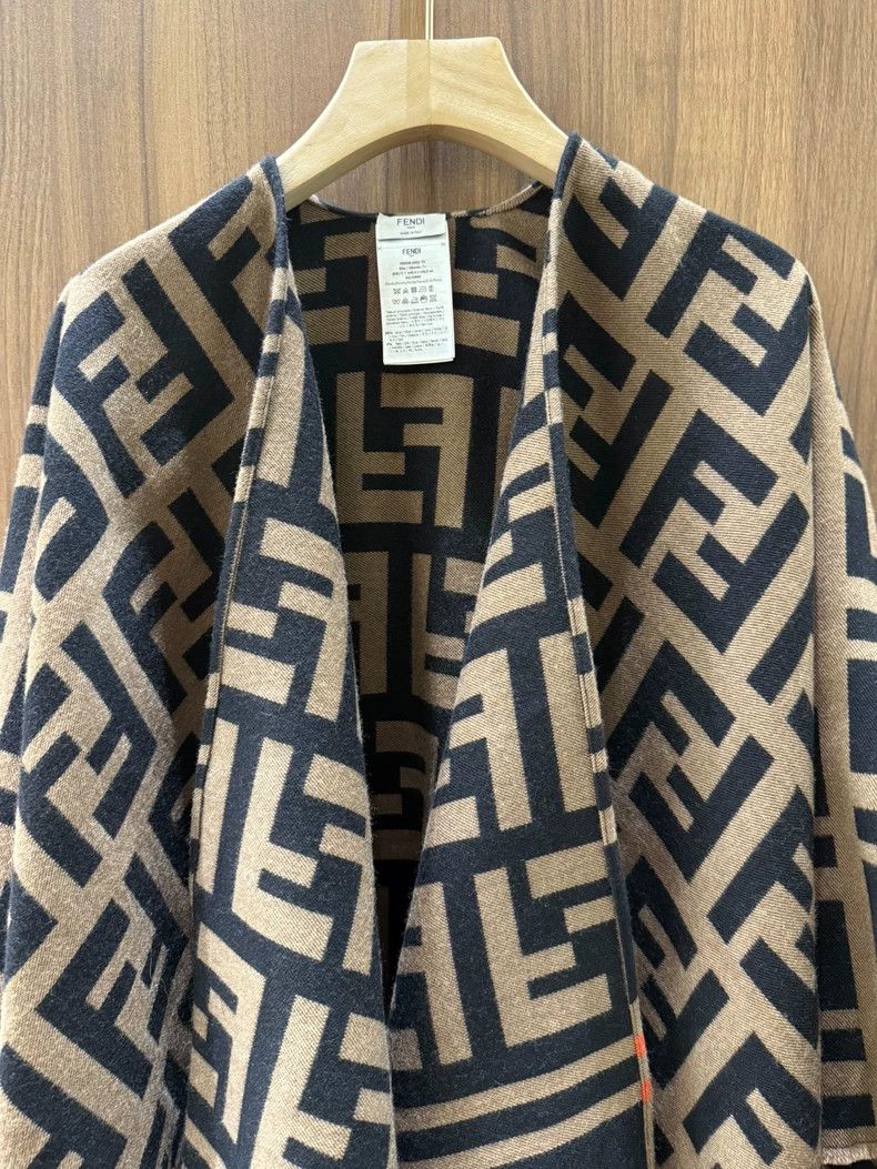 Fendi FENDI FF Wool Silk Cape Shawl - dmc Size US M / EU 48-50 / 2 - 3 Thumbnail