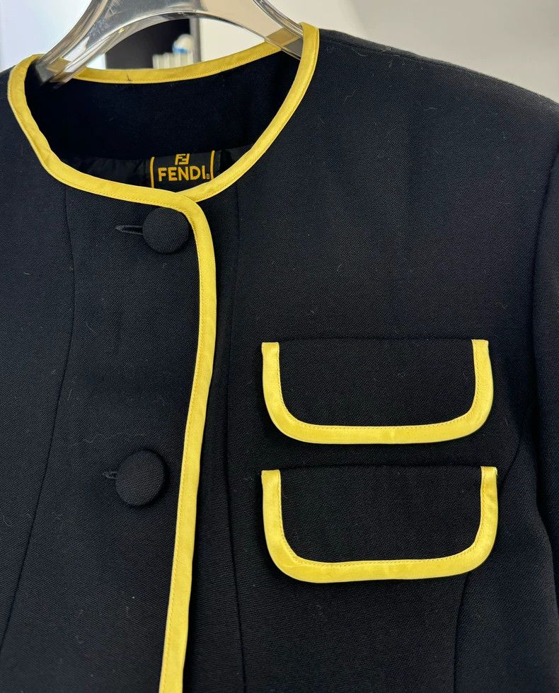 Chanel Black Wool Court Style Trimmed Coat - dmc Size US M / EU 48-50 / 2 - 5 Thumbnail