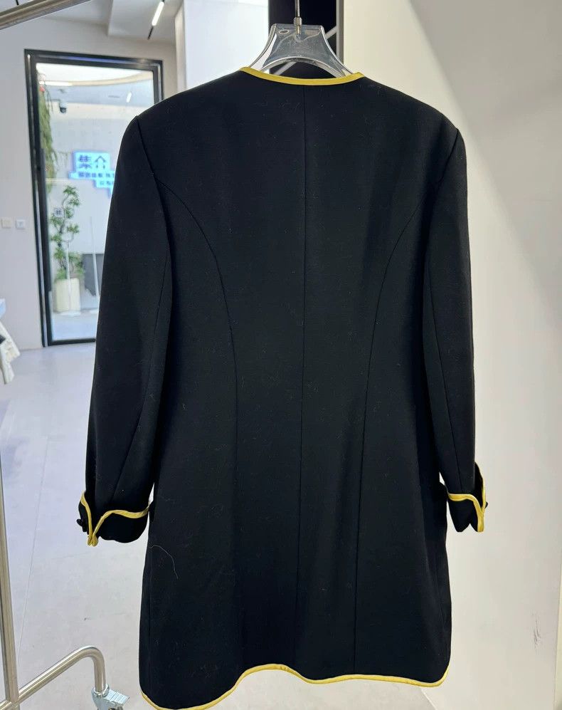 Chanel Black Wool Court Style Trimmed Coat - dmc Size US M / EU 48-50 / 2 - 7 Thumbnail
