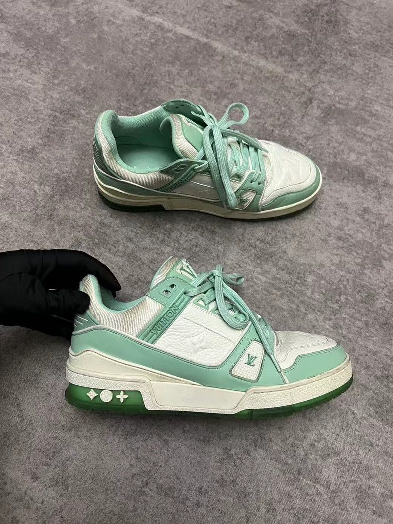 Louis Vuitton LV Mint Green Trainer Sneakers - dmc Size US 8 / IT 38 - 2 Thumbnail