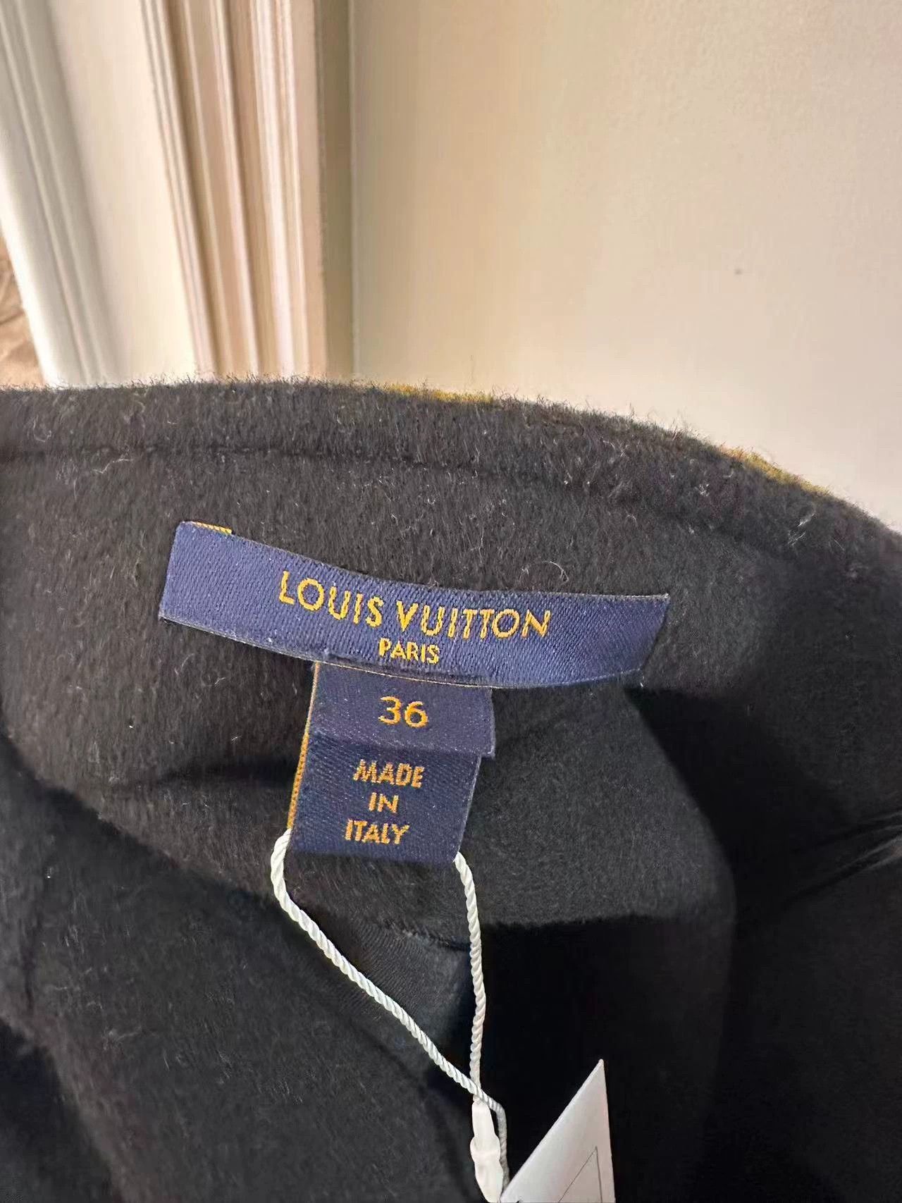 Louis Vuitton Louis Vuitton Monogram Skirt - dmc Size 28" / US 6 / IT 42 - 4 Thumbnail