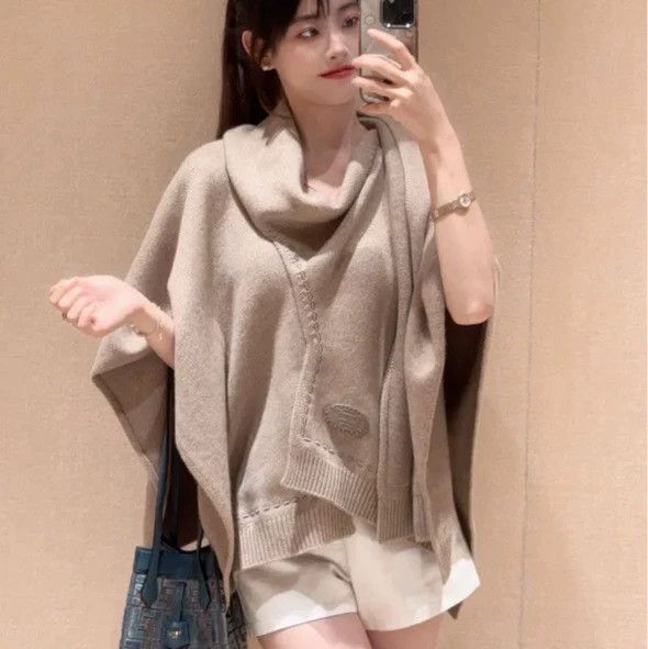 Fendi Fendi Oatmeal Cashmere Cape Shawl - dmc Size US M / EU 48-50 / 2 - 6 Thumbnail