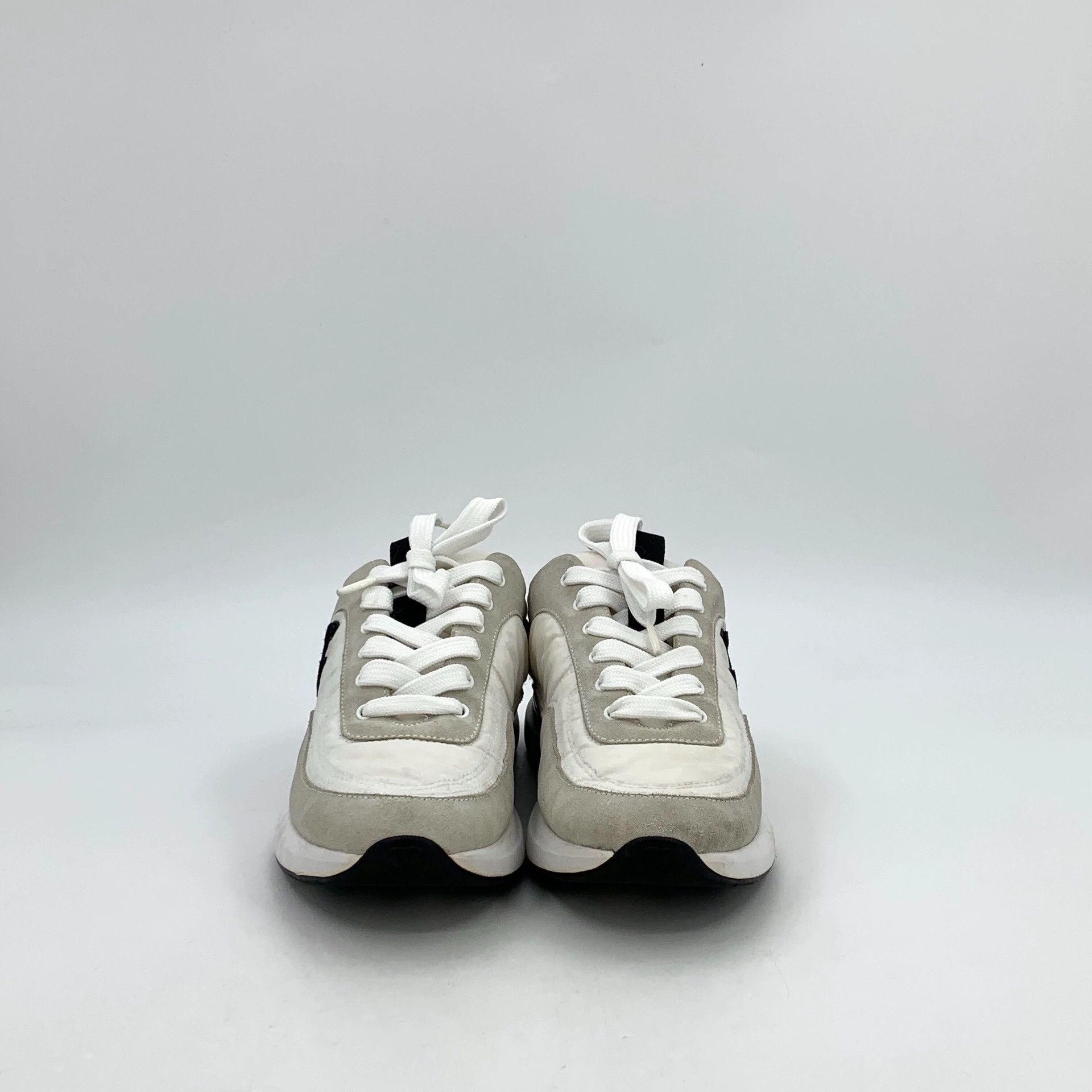 Chanel Chanel Gray White Logo Casual Sneakers - dmc Size US 8 / IT 38 - 3 Thumbnail