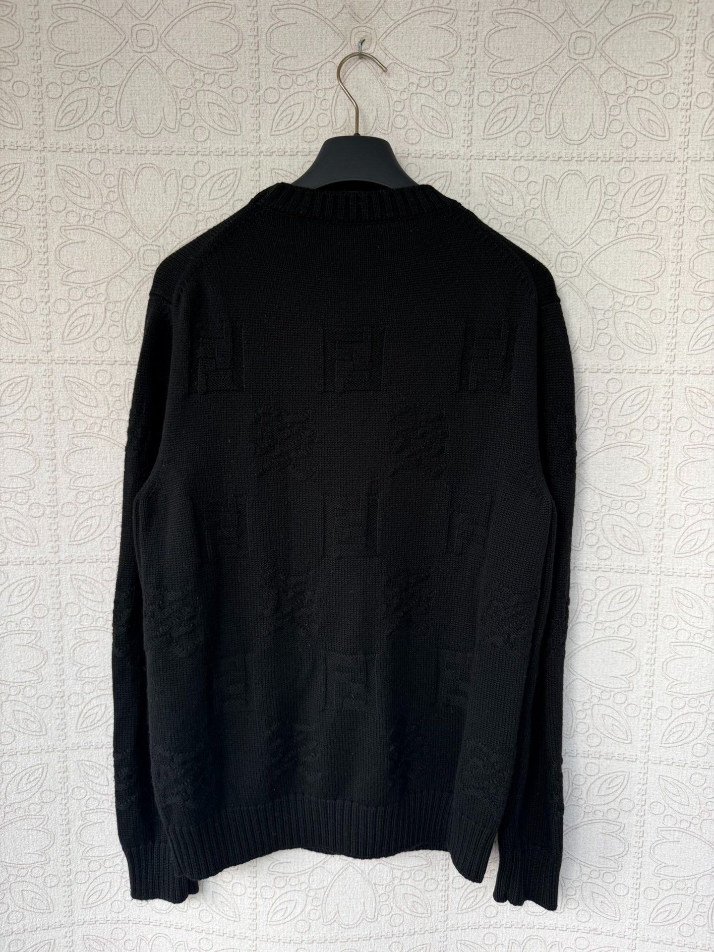 Fendi black Fendi wool sweater with logo print Size US L / EU 52-54 / 3 - 2 Thumbnail