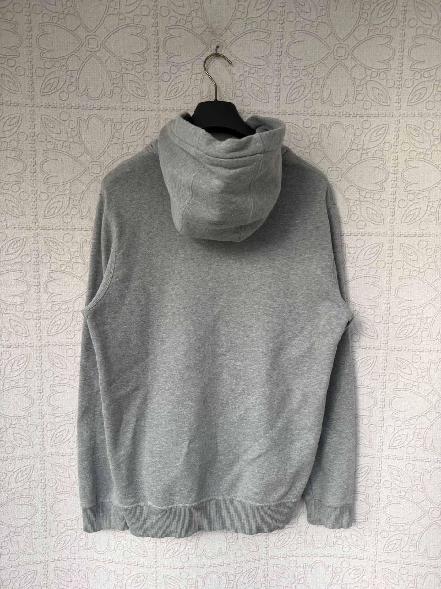 Burberry burberry logo hoodie size S in gray Size US S / EU 44-46 / 1 - 2 Thumbnail