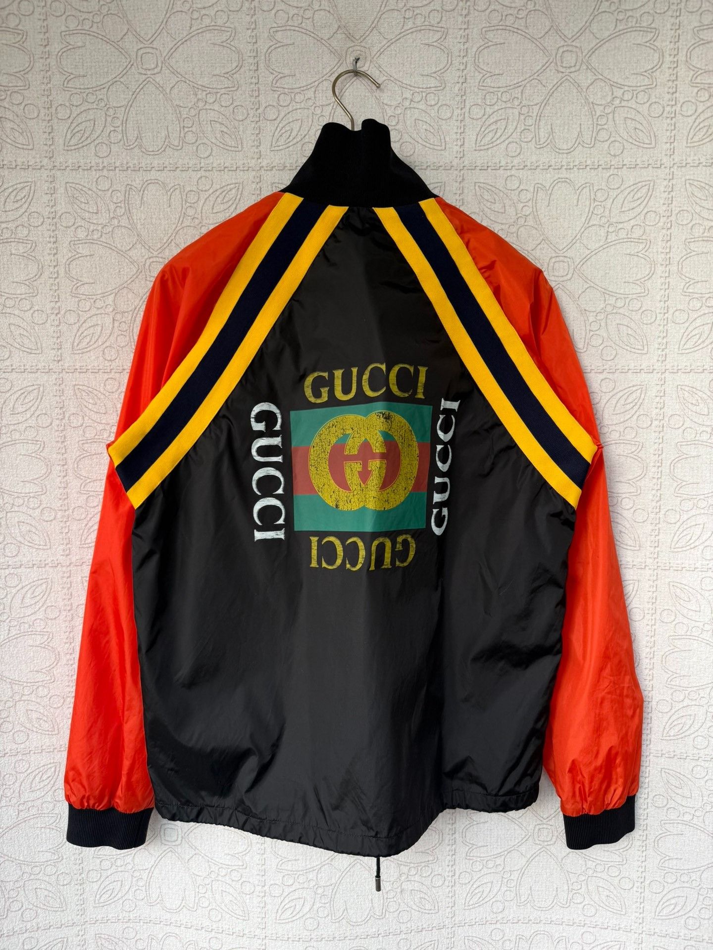 Gucci gucci logo jacket with colorful stripes Size US M / EU 48-50 / 2 - 2 Thumbnail
