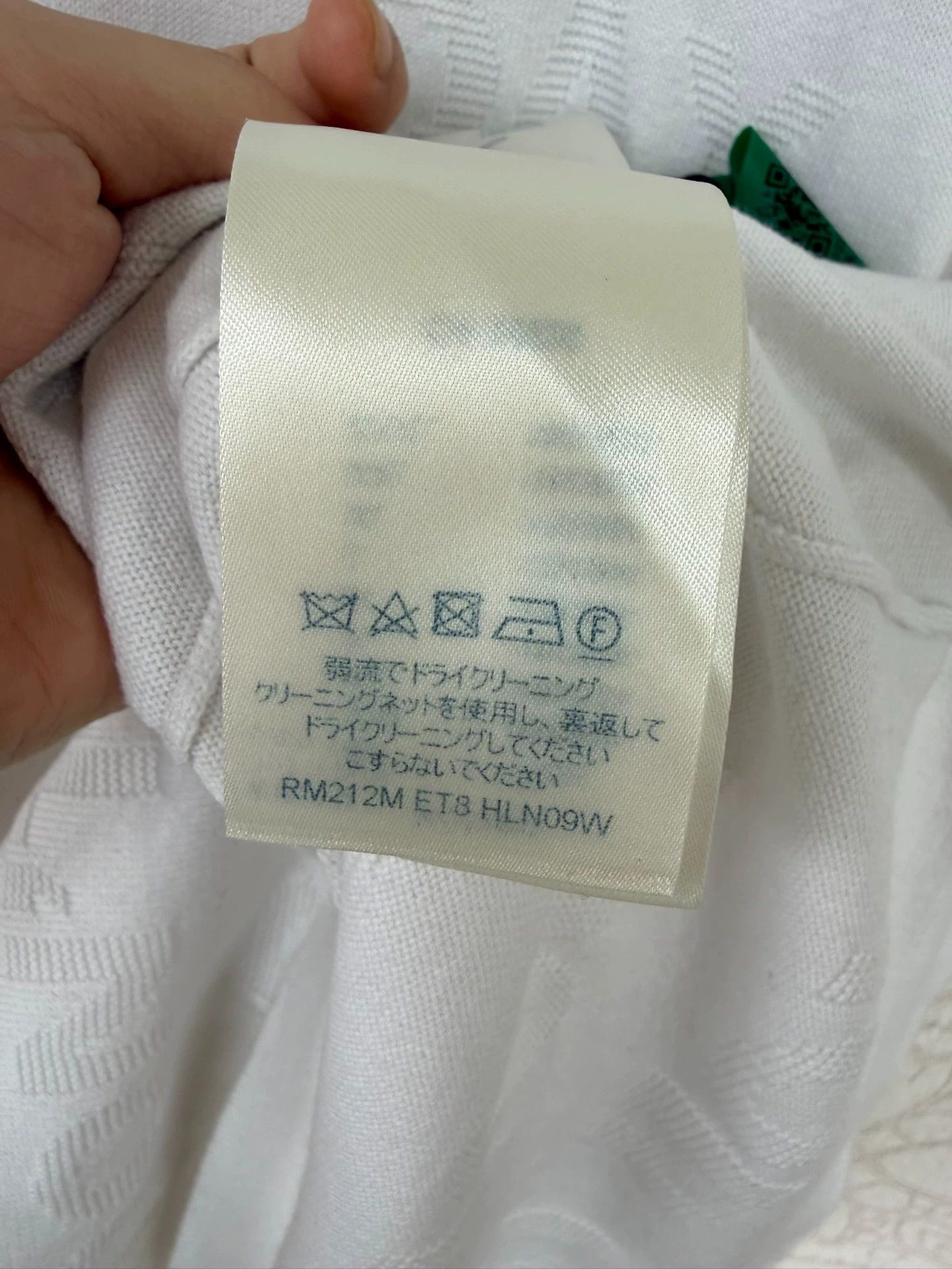Louis Vuitton louis vuitton white graphic knit short sleeve Size US L / EU 52-54 / 3 - 3 Thumbnail