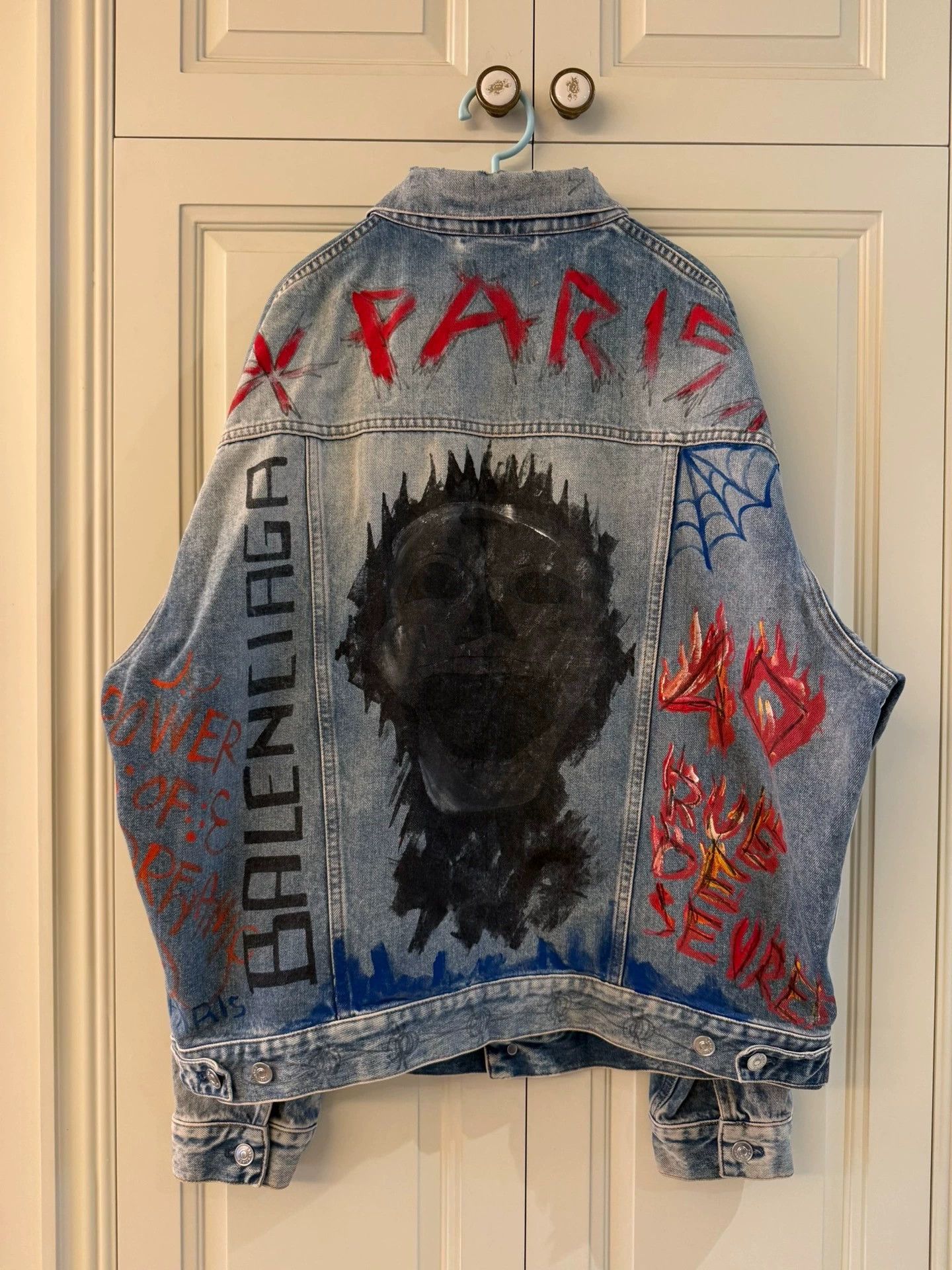 Balenciaga balenciaga graffiti denim jacket size 36 Size US S / EU 44-46 / 1 - 2 Thumbnail