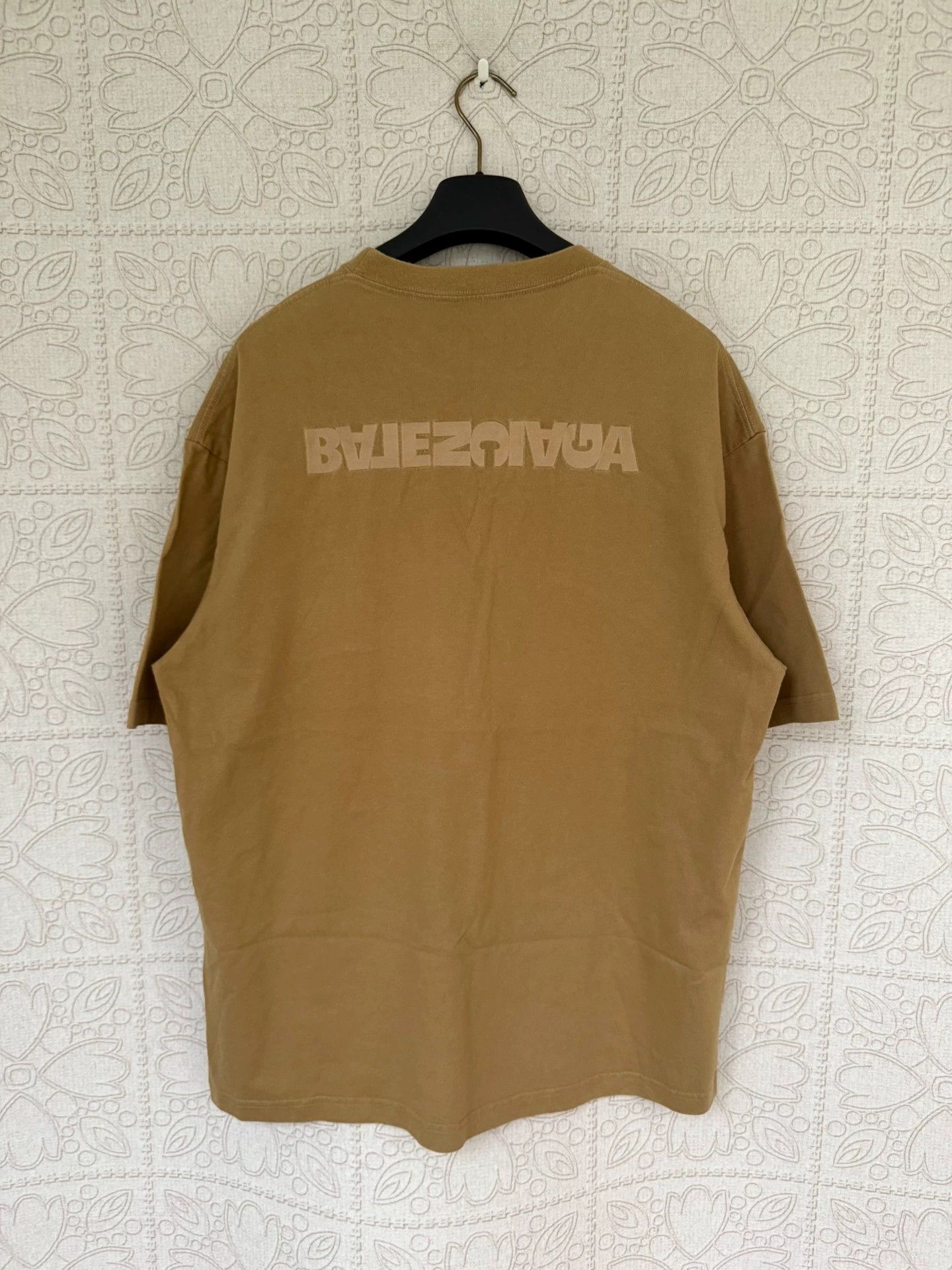 Balenciaga balenciaga embroidered letter short sleeve shirt Size US M / EU 48-50 / 2 - 2 Thumbnail