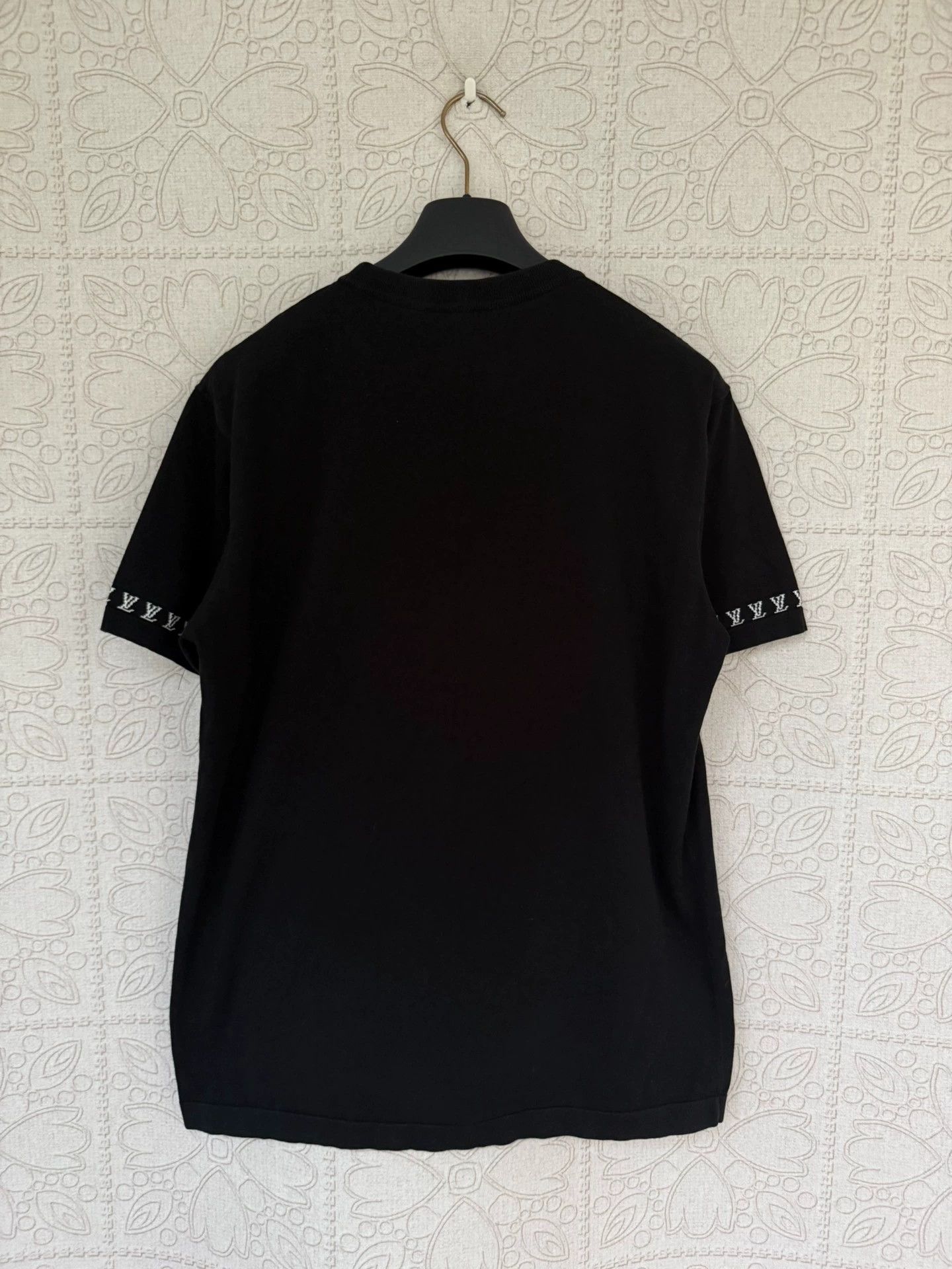 Louis Vuitton black louis vuitton short sleeve knit shirt Size US M / EU 48-50 / 2 - 2 Thumbnail
