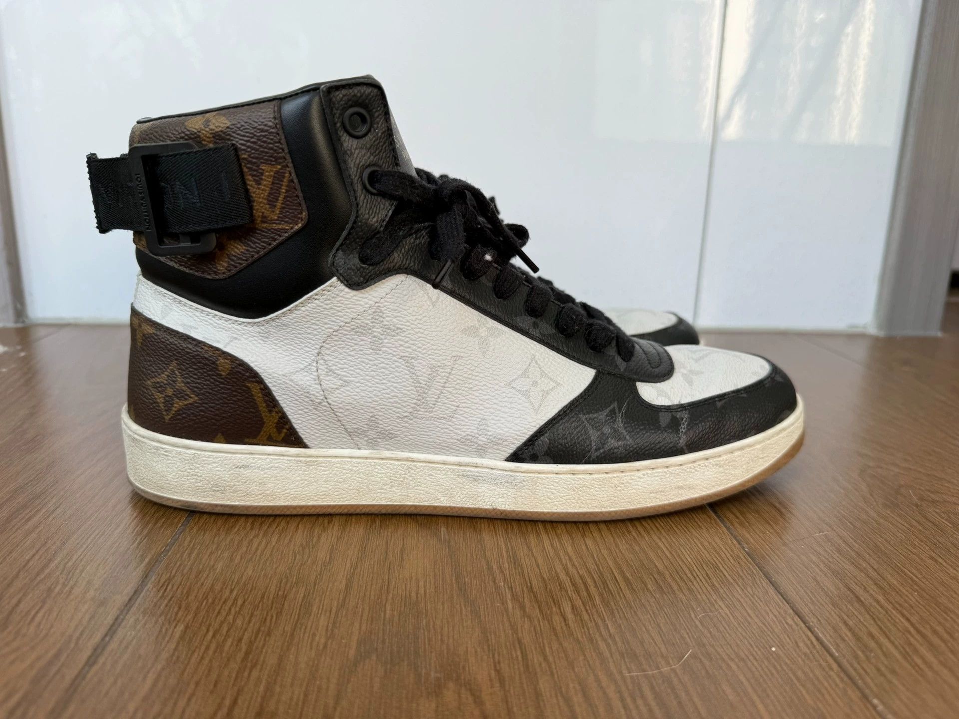 Louis Vuitton louis vuitton lv rivoli high-top sneakers 7.5 Size US 7.5 / EU 40-41 - 7 Thumbnail