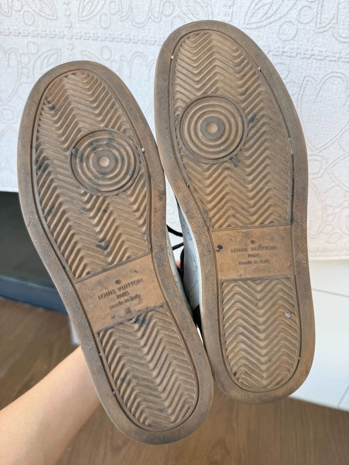 Louis Vuitton louis vuitton lv rivoli high-top sneakers 7.5 Size US 7.5 / EU 40-41 - 8 Thumbnail