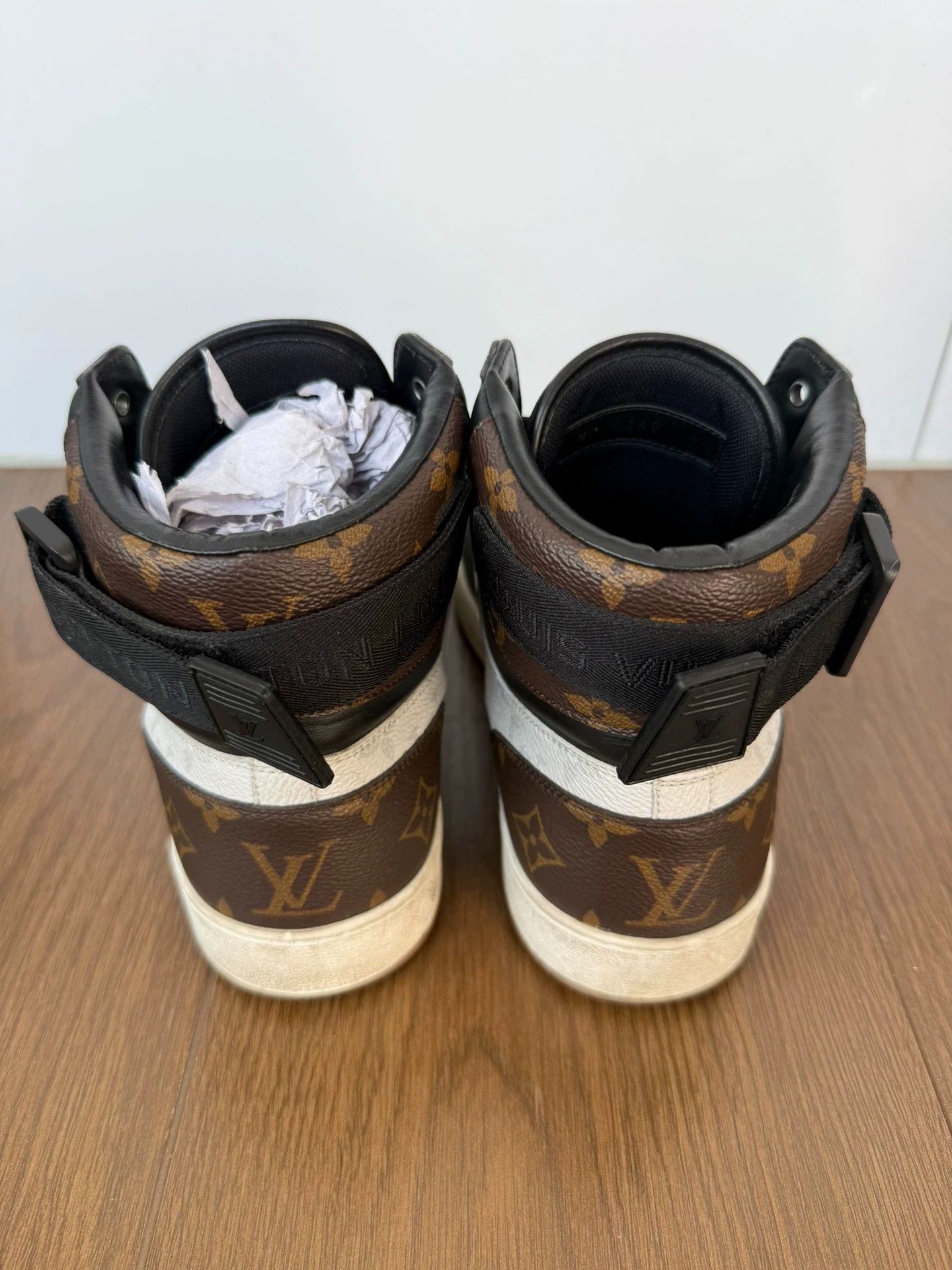Louis Vuitton louis vuitton lv rivoli high-top sneakers 7.5 Size US 7.5 / EU 40-41 - 2 Thumbnail