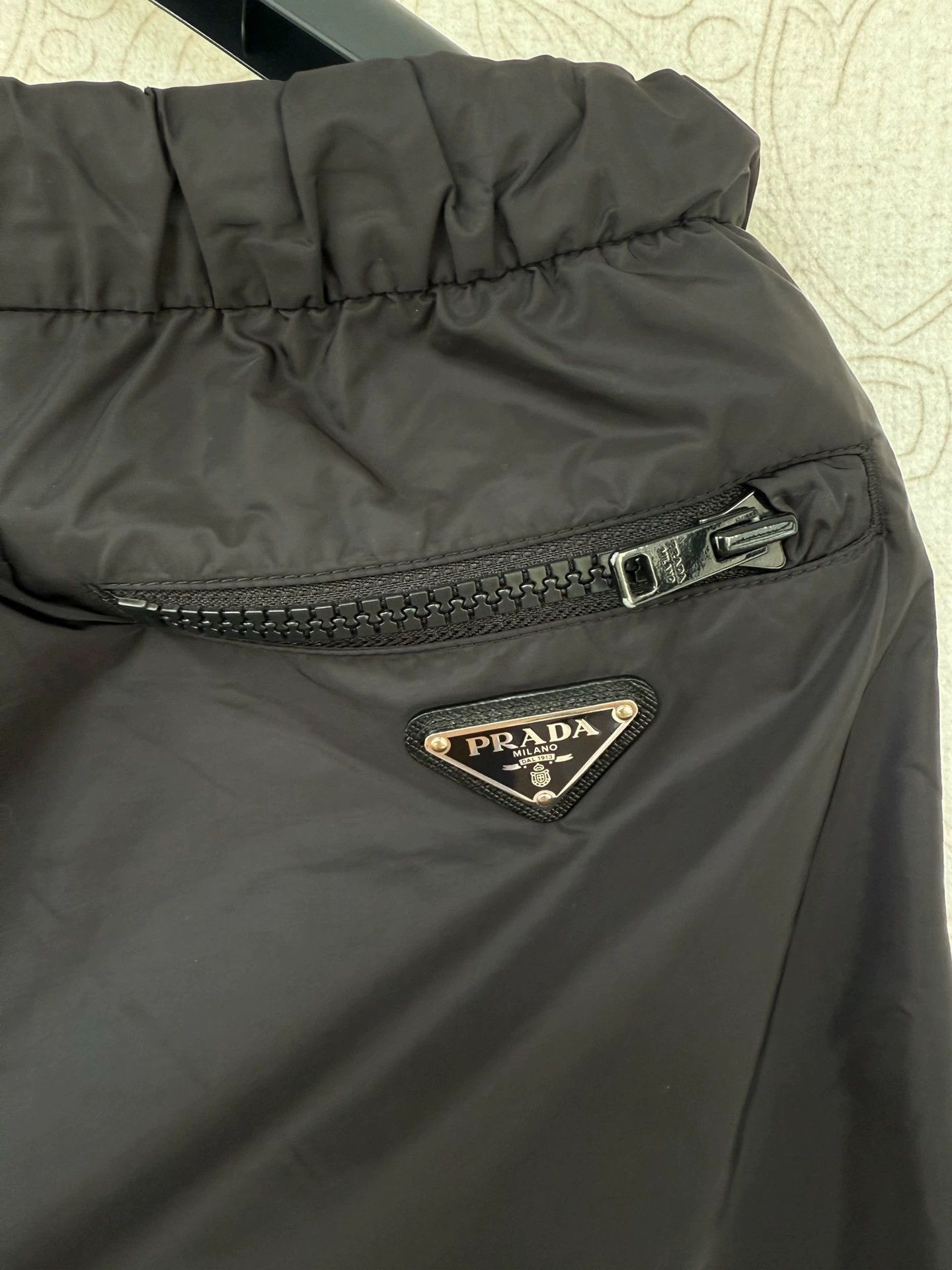 Prada prada logo activewear pants, size large Size US 34 / EU 50 - 3 Thumbnail
