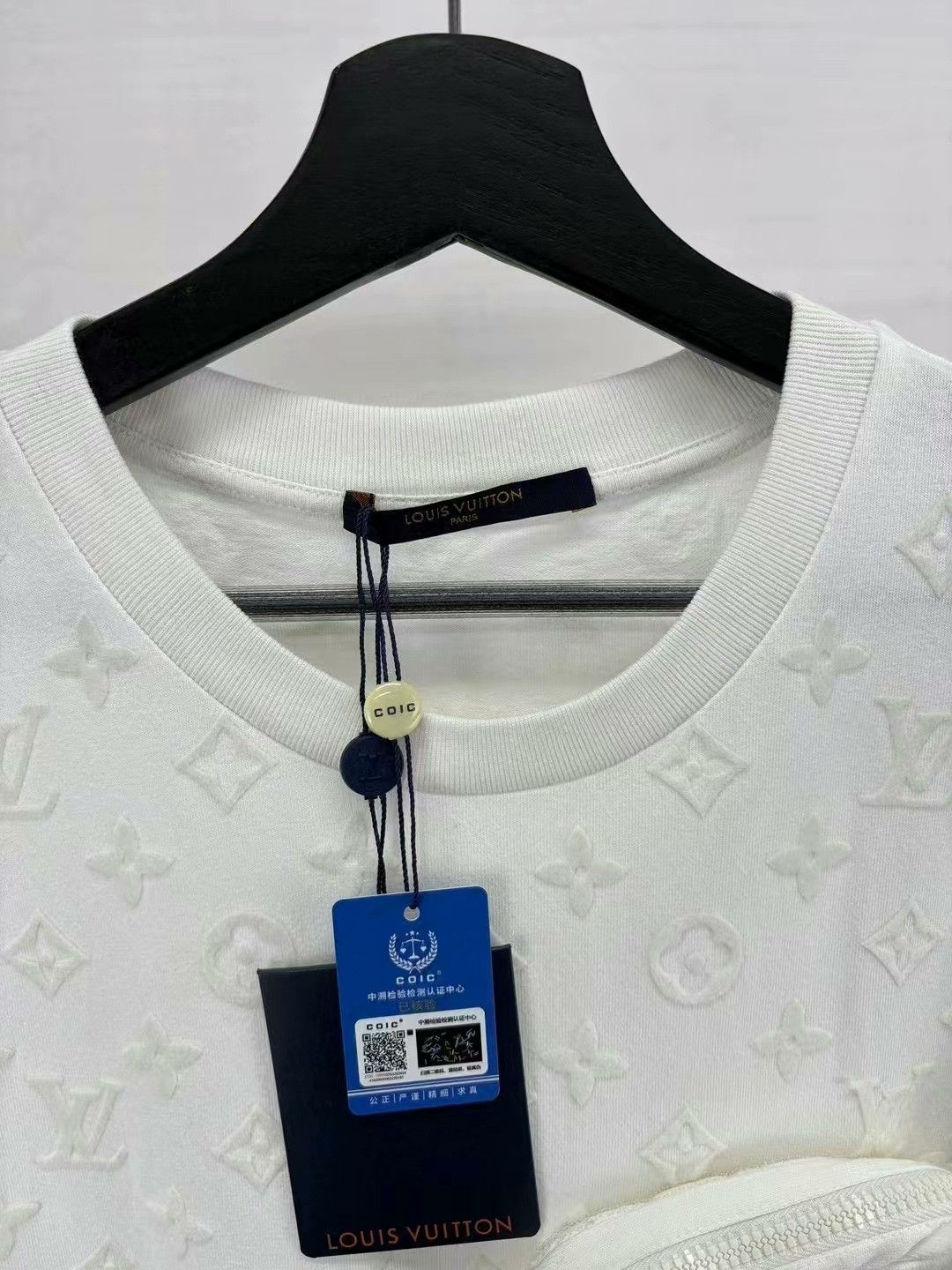 Louis Vuitton louis vuitton short sleeve pocket polo shirt Size US S / EU 44-46 / 1 - 5 Thumbnail