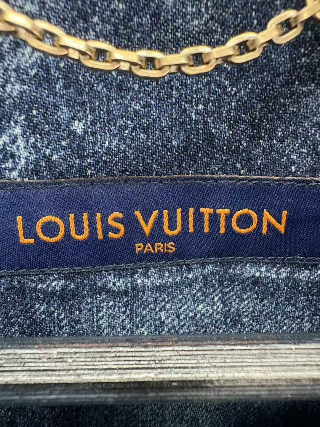 Louis Vuitton Louis Vuitton Blue Checkered Short Sleeve Shirt Size US XL / EU 56 / 4 - 6 Thumbnail