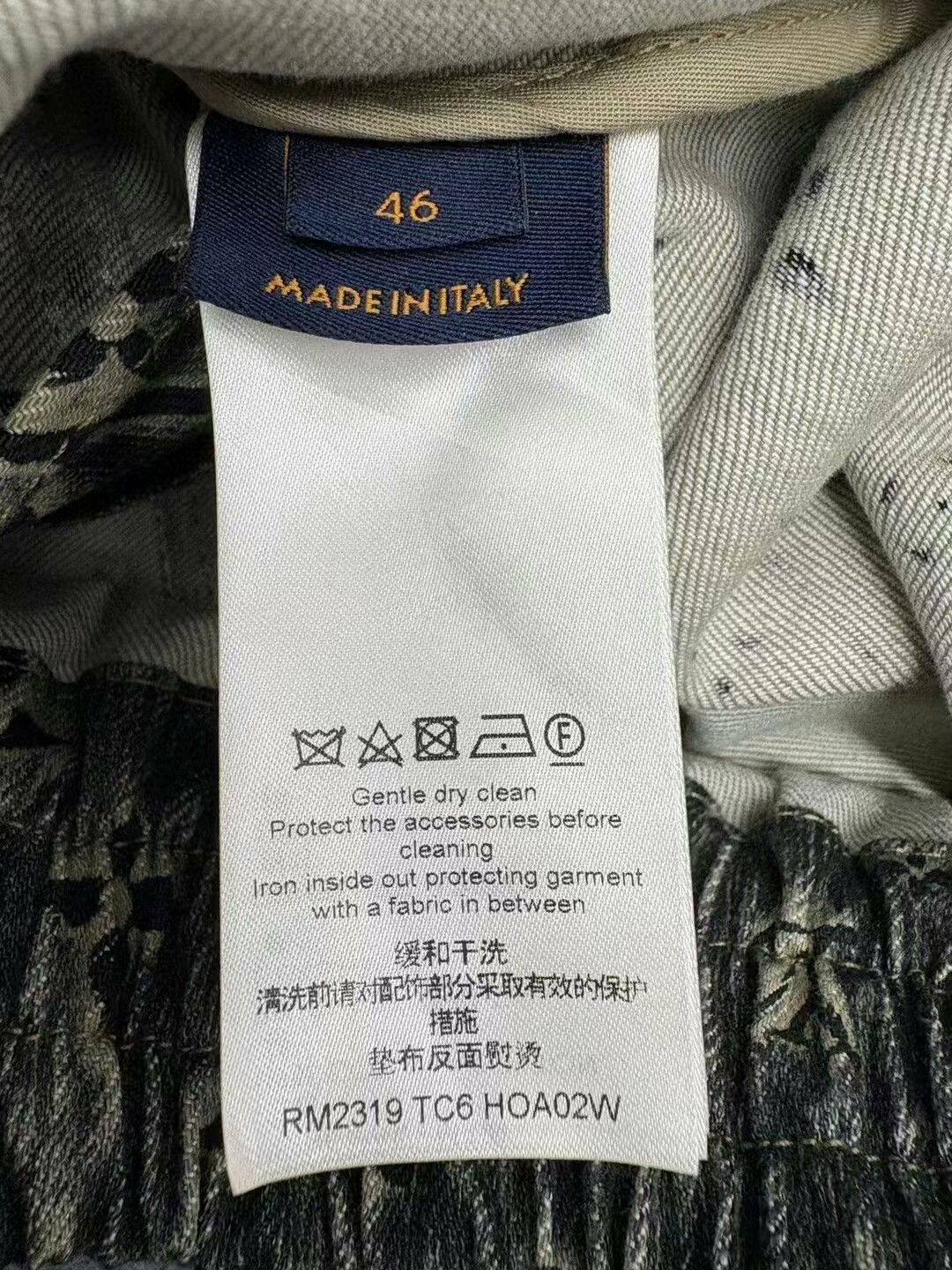 Louis Vuitton louis vuitton denim jacket with all-over print Size US L / EU 52-54 / 3 - 8 Thumbnail