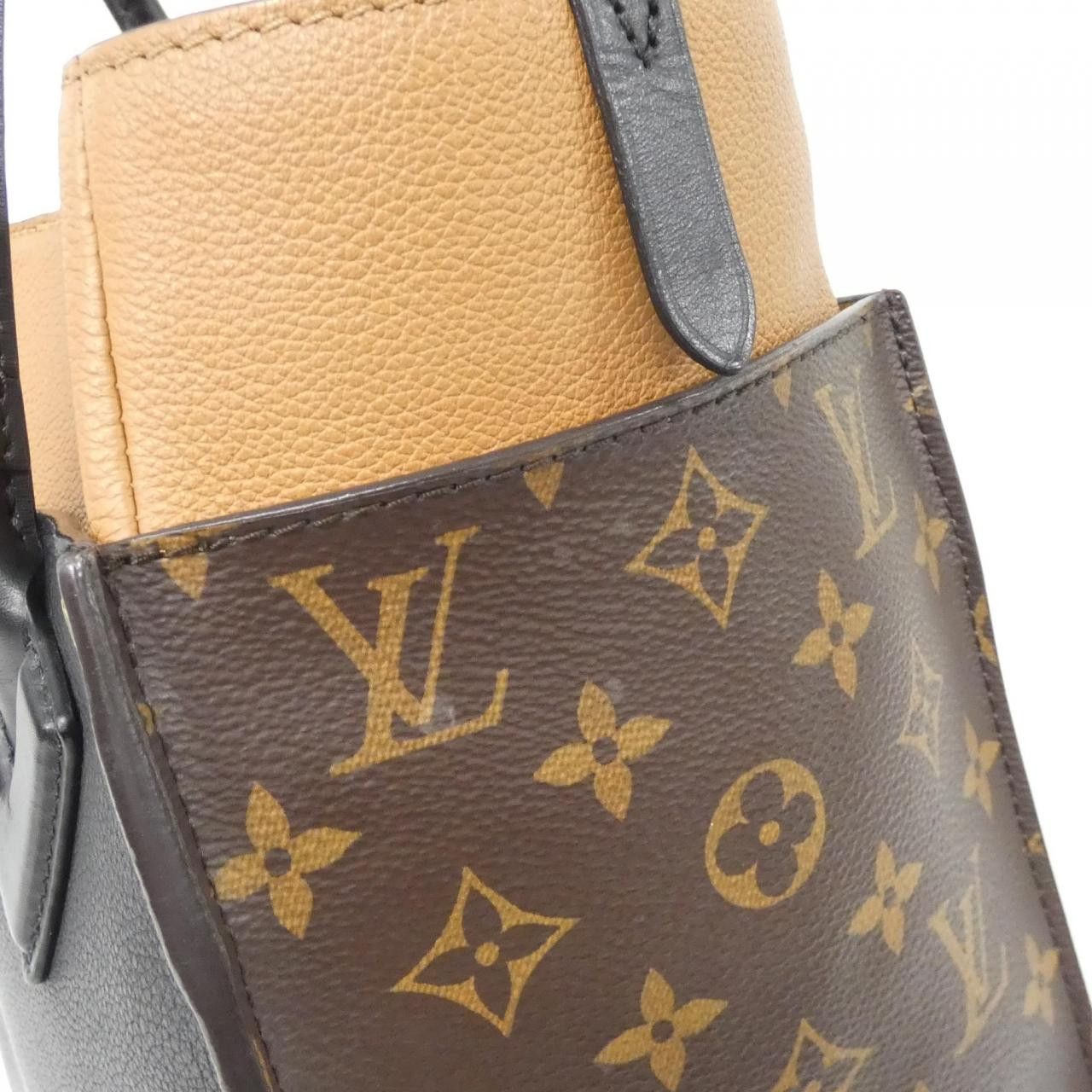 Louis Vuitton Louis Vuitton Louis Vuitton On My Side Monogram Calfskin Shoulder Bag Canvas Shoulder Bag M53823 DUTY FREE for USA Size ONE SIZE - 5 Thumbnail