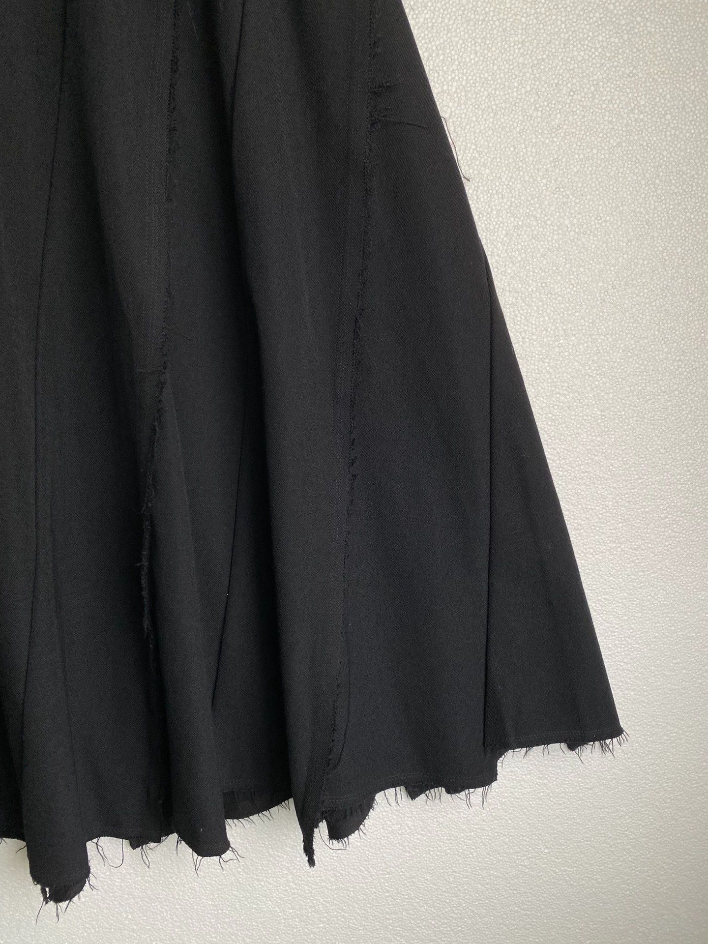 Comme des Garcons COMME des GARCONS Wool Midi Skirt Vintage Size 26" / US 2 / IT 38 - 6 Thumbnail
