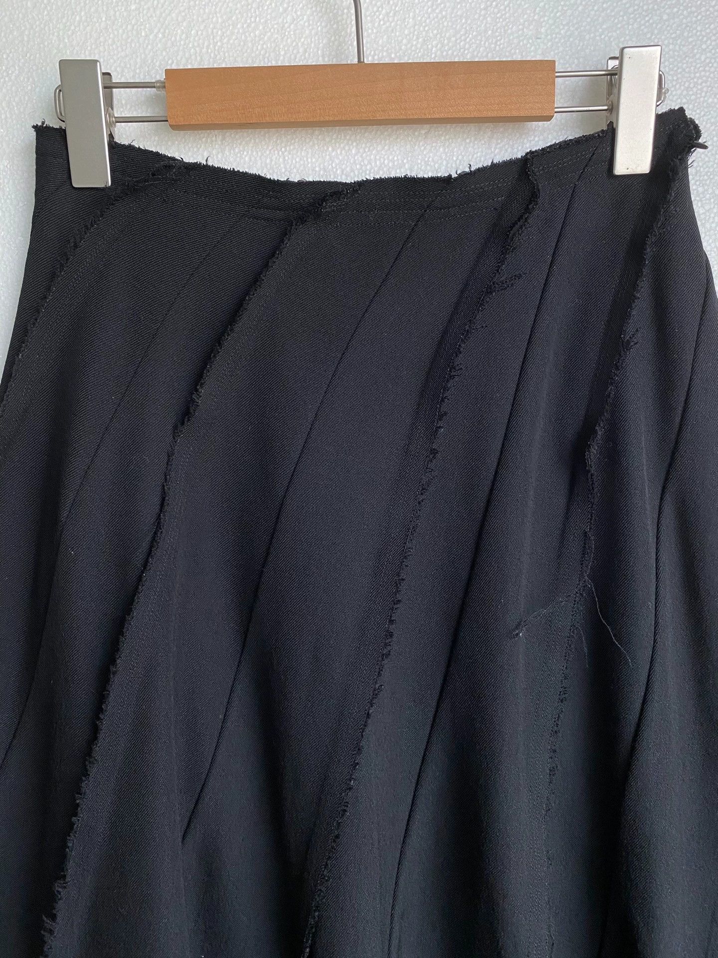 Comme des Garcons COMME des GARCONS Wool Midi Skirt Vintage Size 26" / US 2 / IT 38 - 3 Thumbnail