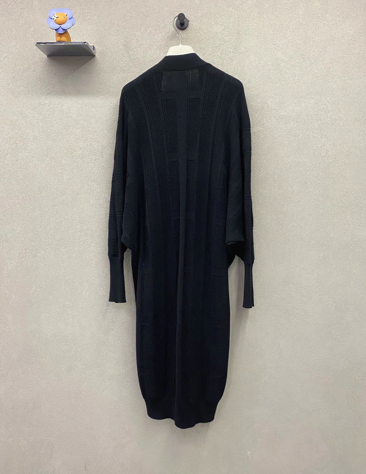 Hermes Hermès Black Wool Cardigan Size 34 Size XS / US 0-2 / IT 36-38 - 3 Thumbnail