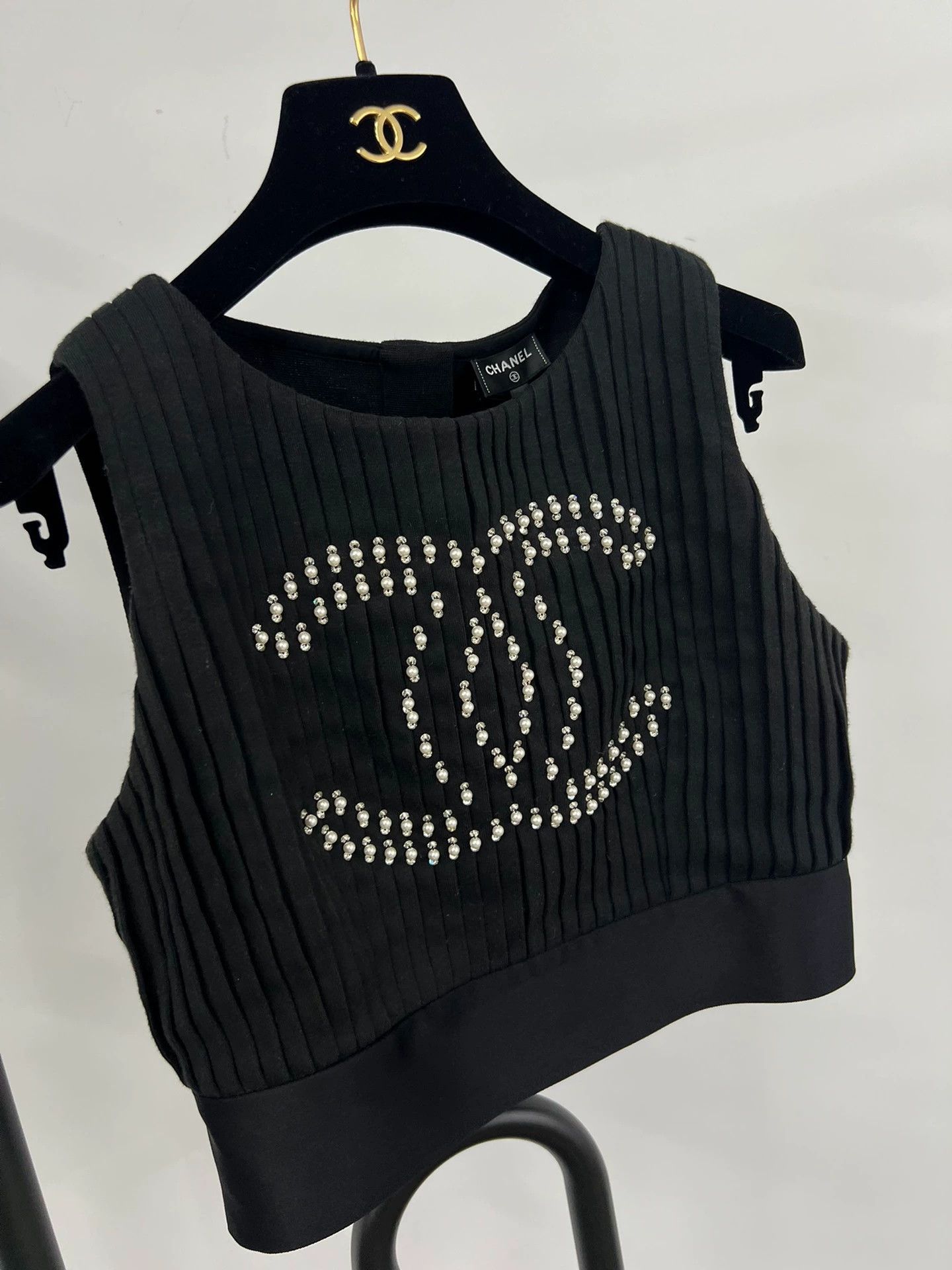 Chanel Chanel Black Pearl Crystal Logo Vest Size M / US 6-8 / IT 42-44 - 2 Thumbnail