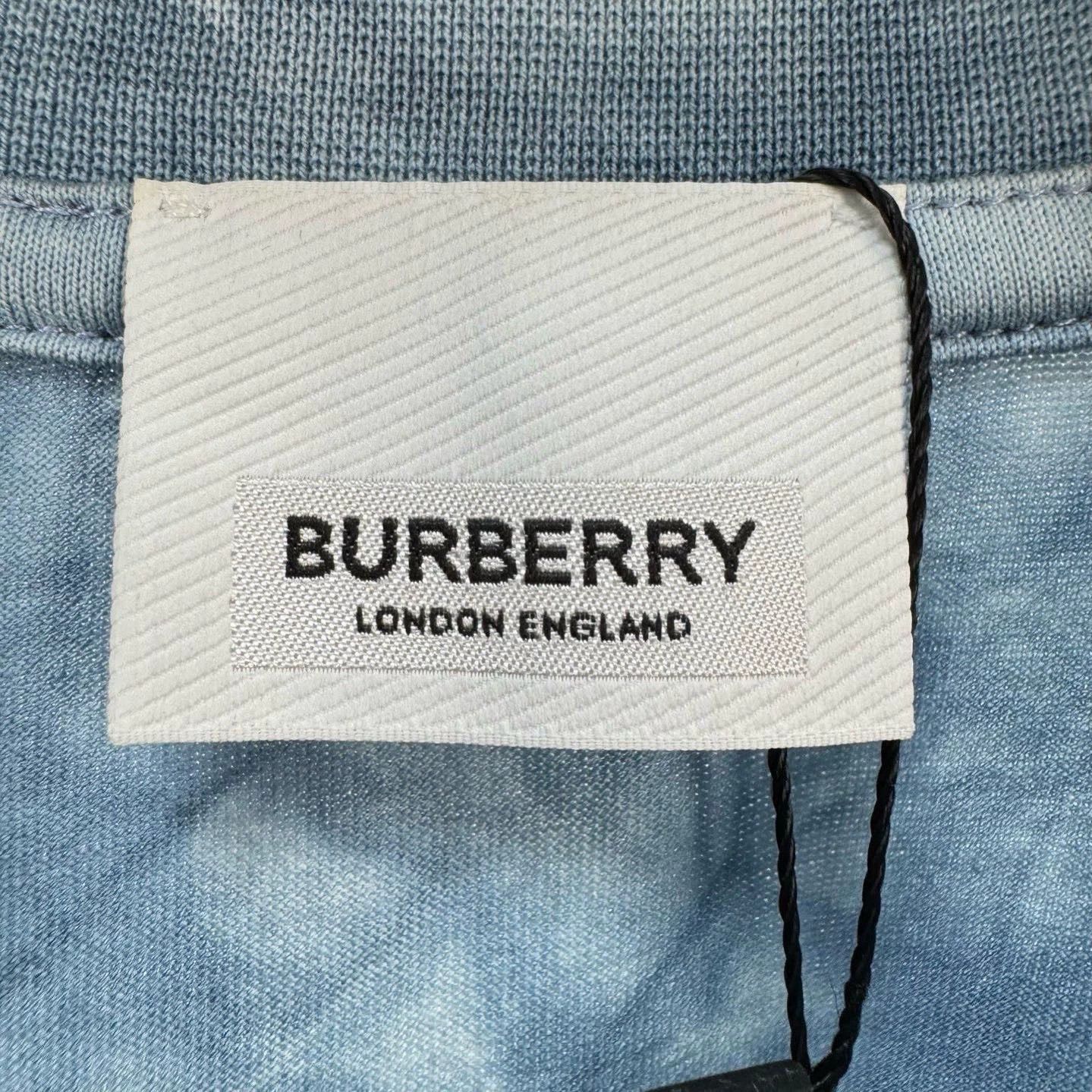Burberry Burberry Shark Print Short Sleeve Size M / US 6-8 / IT 42-44 - 5 Thumbnail