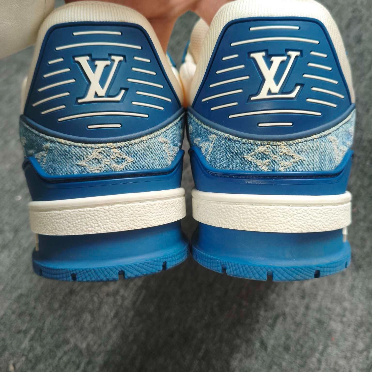 Louis Vuitton LV Trainer Blue White Denim Size 42 Size US 9 / EU 42 - 5 Thumbnail