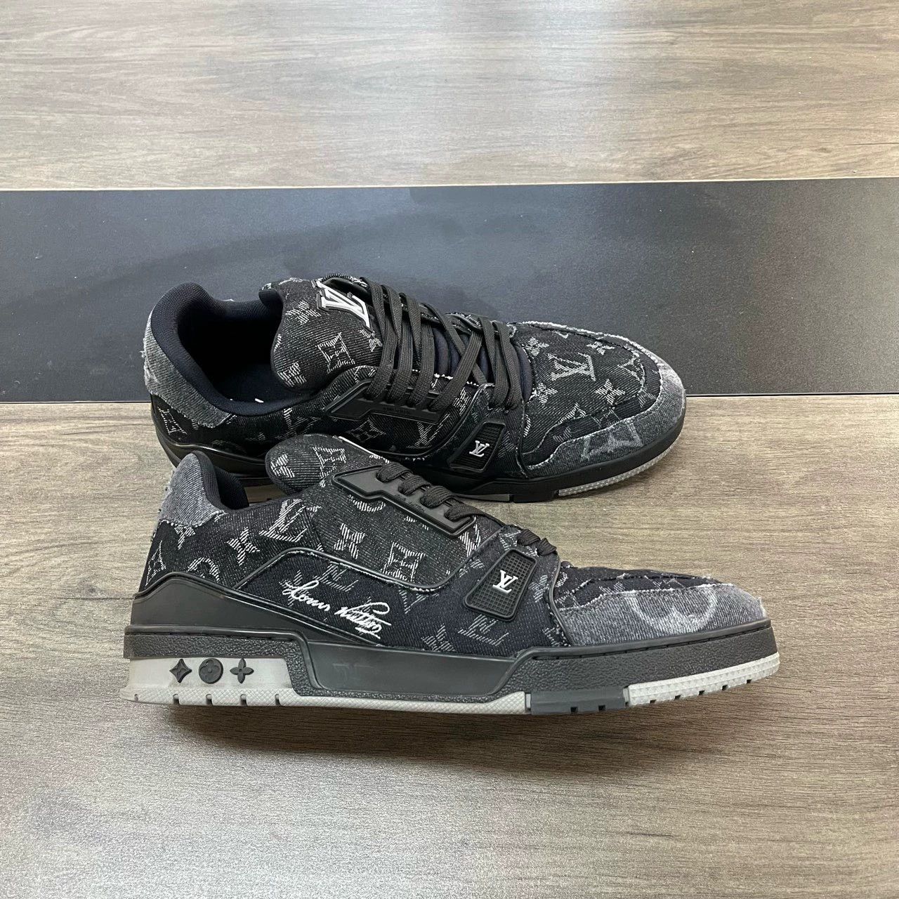 Louis Vuitton LV Trainer Black Denim Sneakers Size 44 Size US 10 / EU 43 - 4 Thumbnail