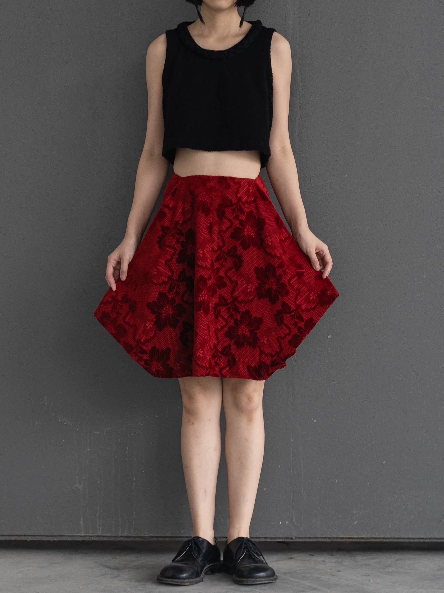 Comme des Garcons COMME des GARCONS Red Floral Skirt 1996 Size 26" / US 2 / IT 38 - 3 Thumbnail