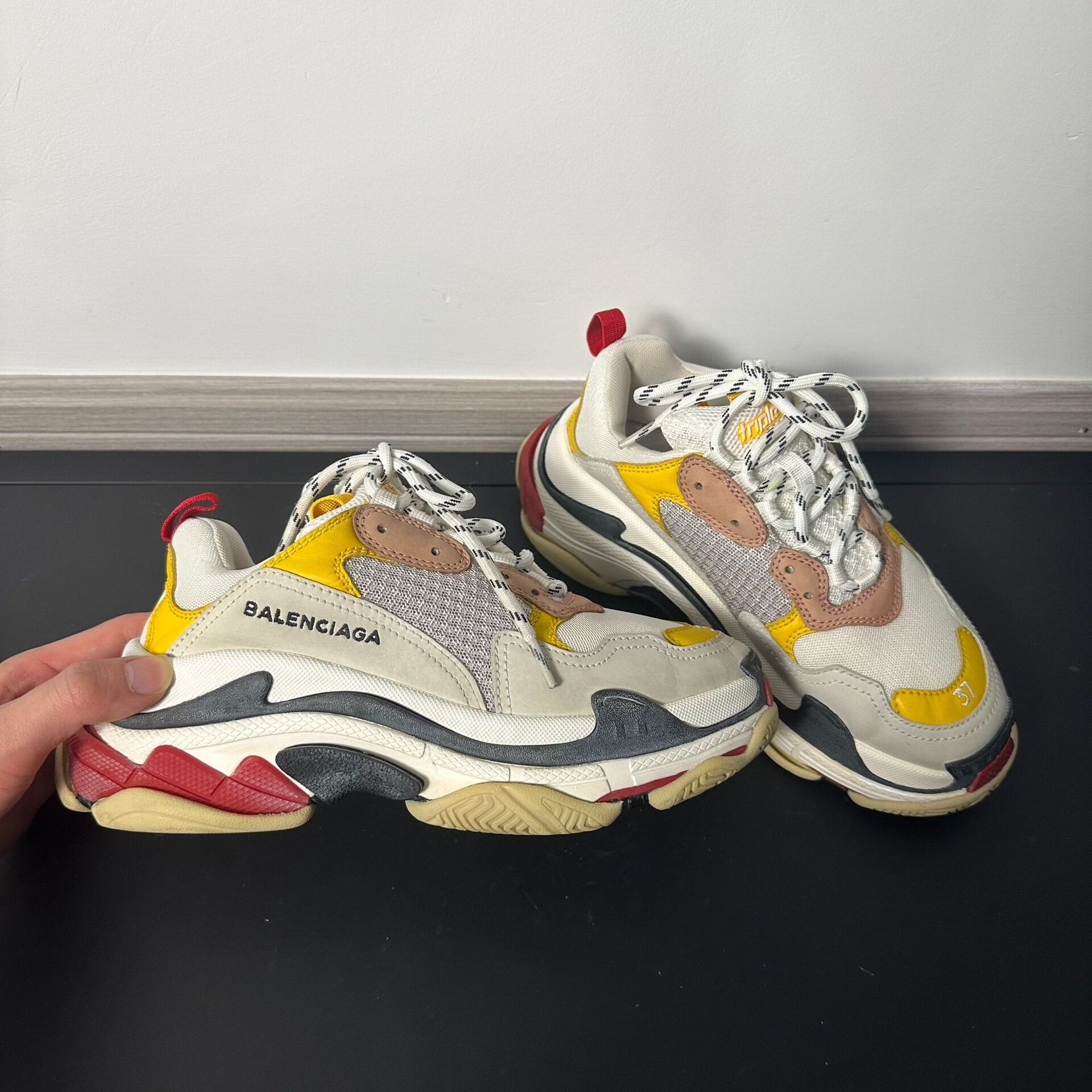 Balenciaga balenciaga triple s dad sneakers vintage wash Size US 6 / IT 36 - 3 Thumbnail