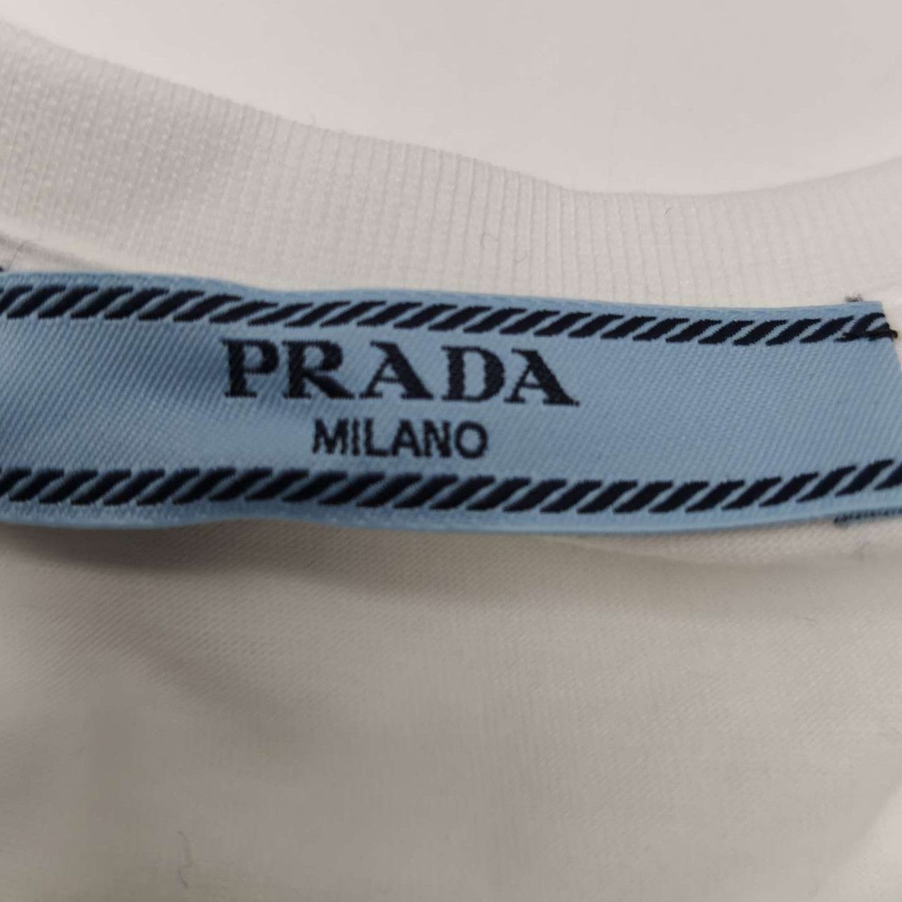 Prada Prada Classic Cotton Round Neck T-Shirt 0089 Size S / US 4 / IT 40 - 4 Thumbnail