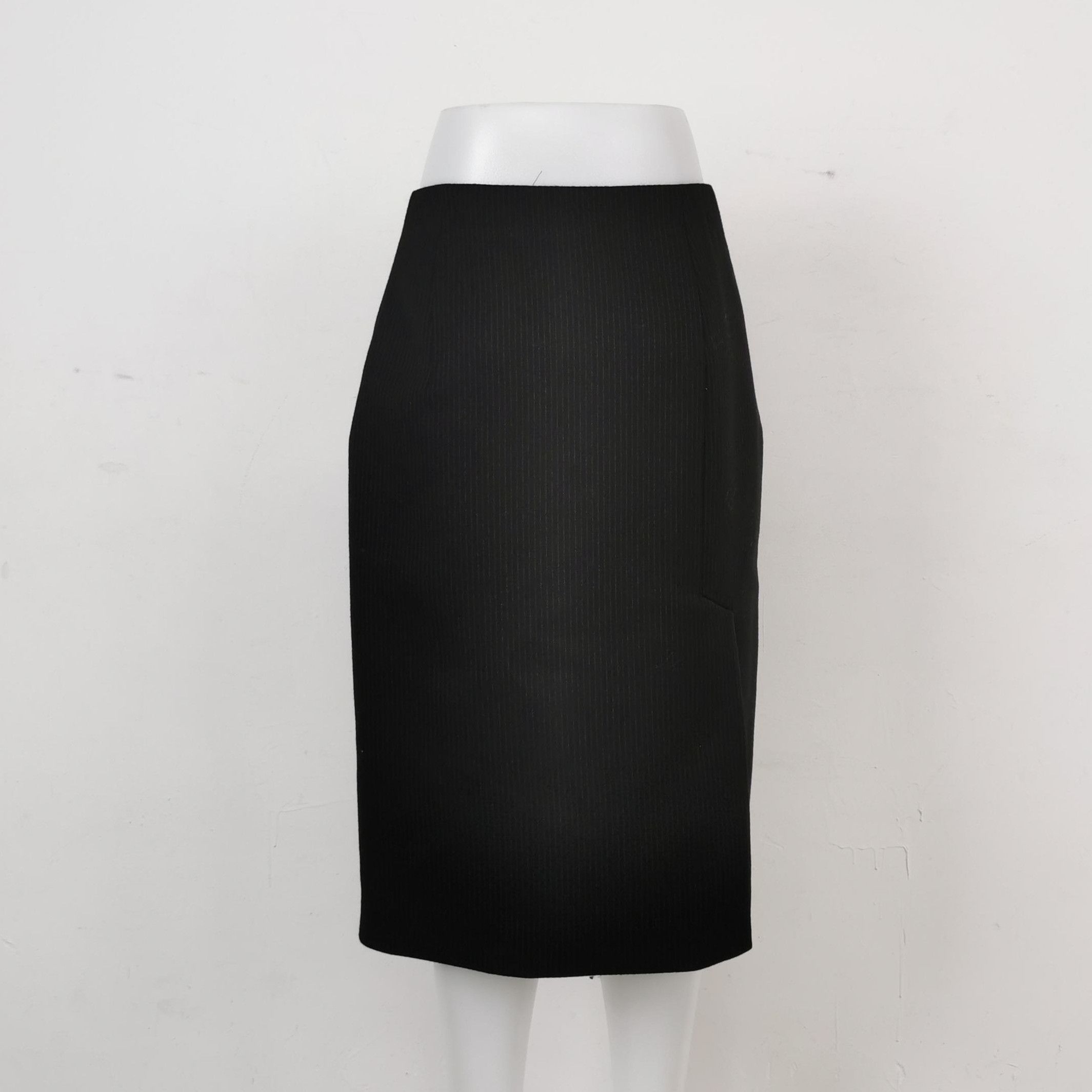 Prada Prada Black Wool Knee-Length Skirt 0089 Size 38" / US 16 / IT 52 - 2 Thumbnail
