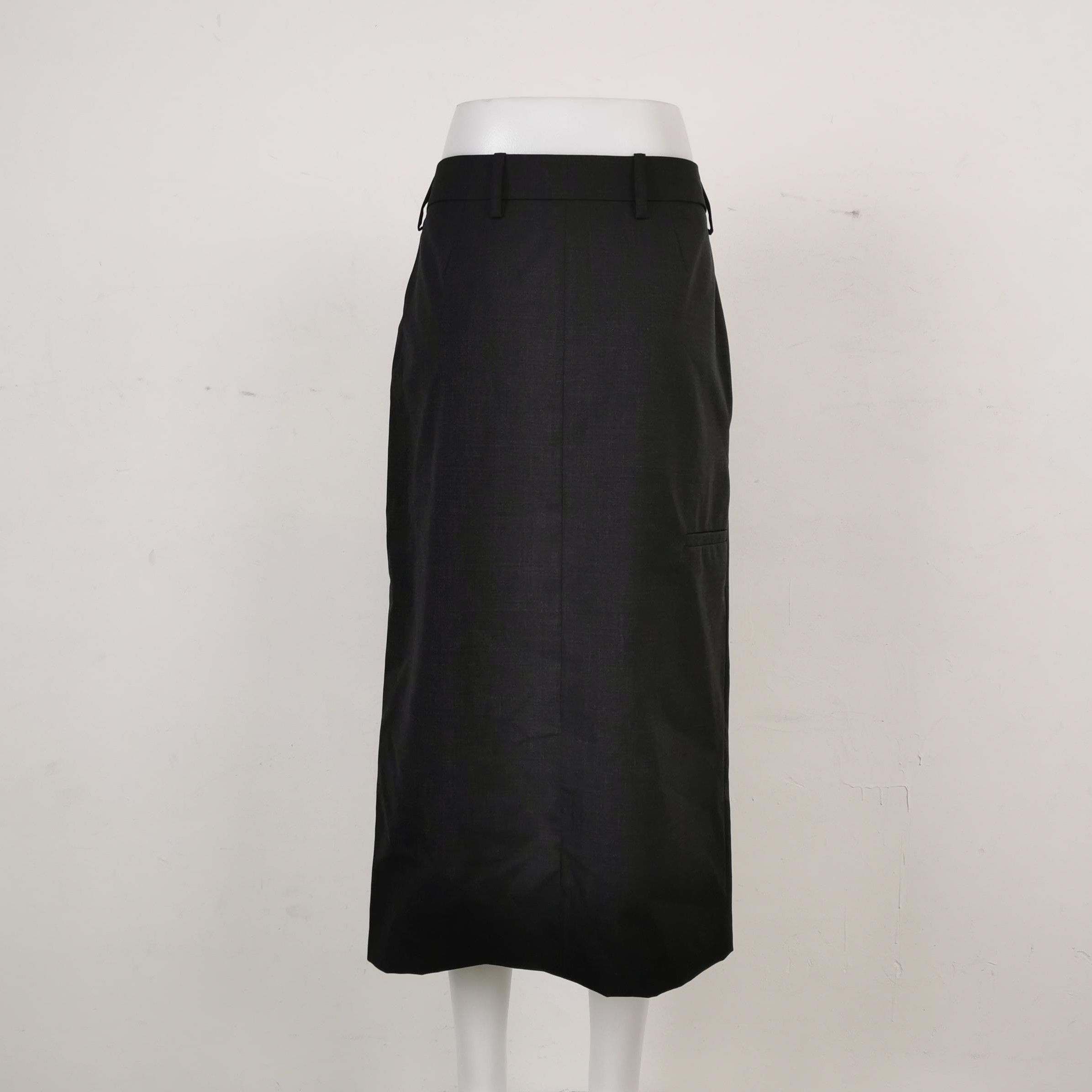 Prada Prada Classic Black Wool Midi Skirt 0089 Size 40" / US 18 - 2 Thumbnail