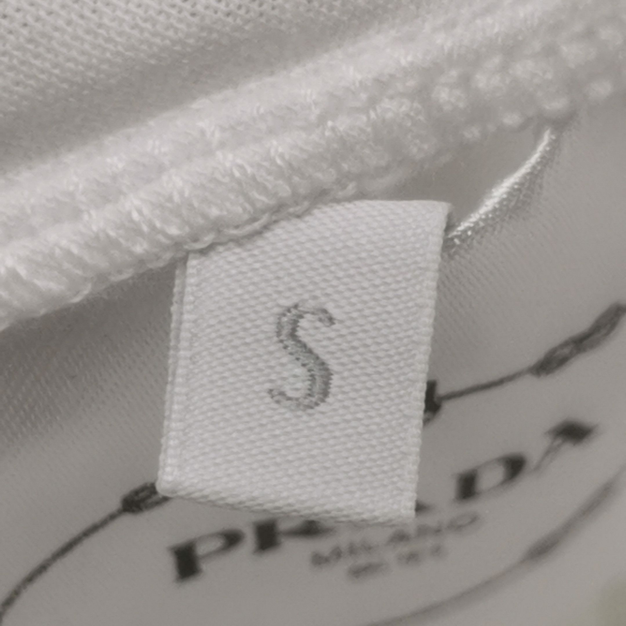 Prada Prada Classic Cotton Crew Neck T-Shirt in White 0089 Size S / US 4 / IT 40 - 5 Thumbnail
