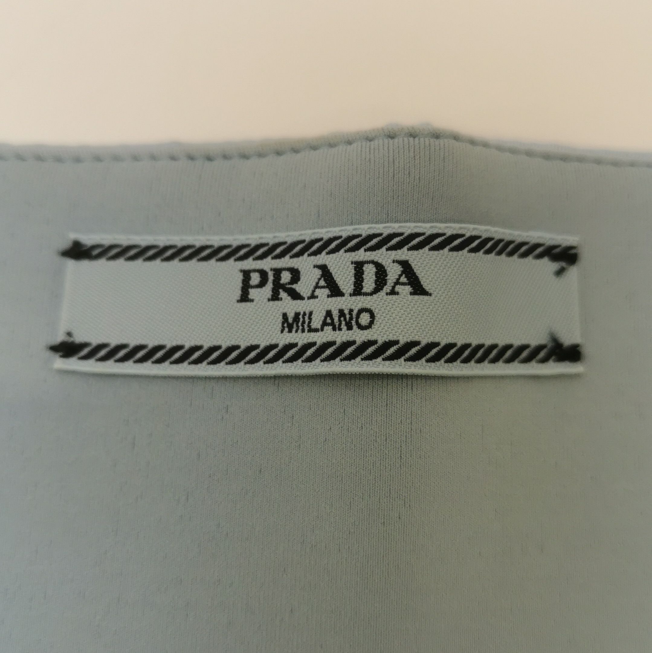 Prada Prada Solid Color Triangle Logo Crop Top 0089 Size M / US 6-8 / IT 42-44 - 6 Thumbnail
