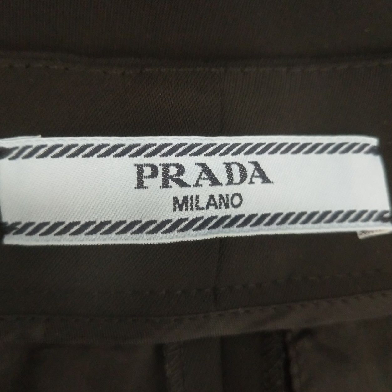 Prada Prada Black Pleated Tie Shorts Size 38 0089 Size 38" / US 16 / IT 52 - 4 Thumbnail