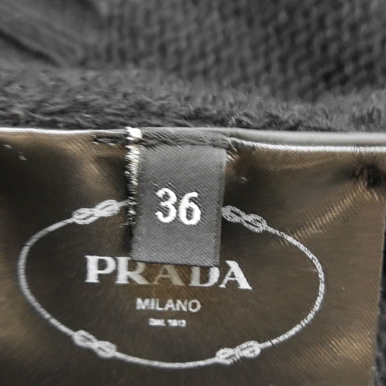Prada Prada Black V-Neck Knitted Vest for Women 0089 Size XS / US 0-2 / IT 36-38 - 5 Thumbnail