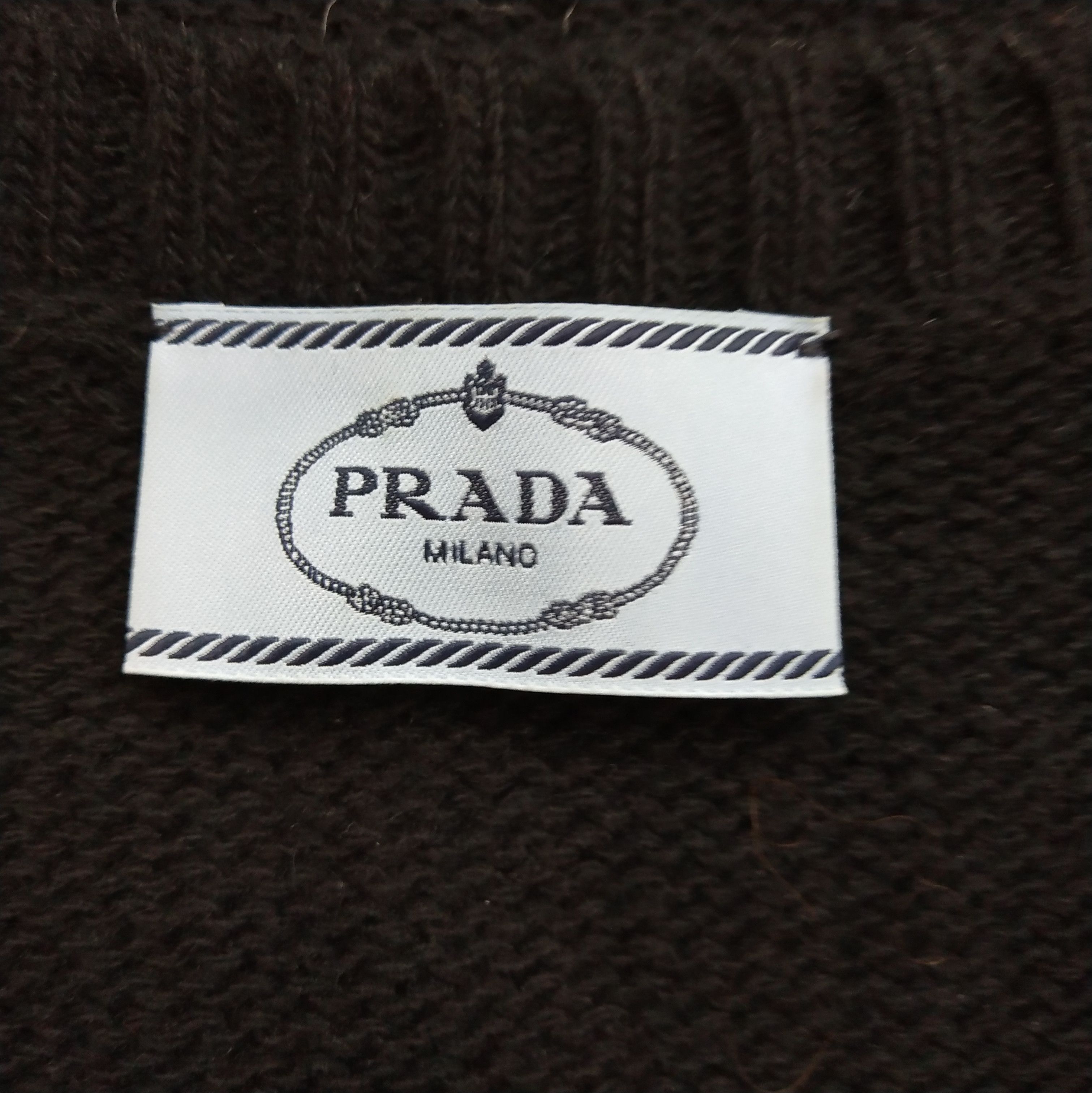 Prada Prada Black V-Neck Knitted Vest for Women 0089 Size XS / US 0-2 / IT 36-38 - 4 Thumbnail