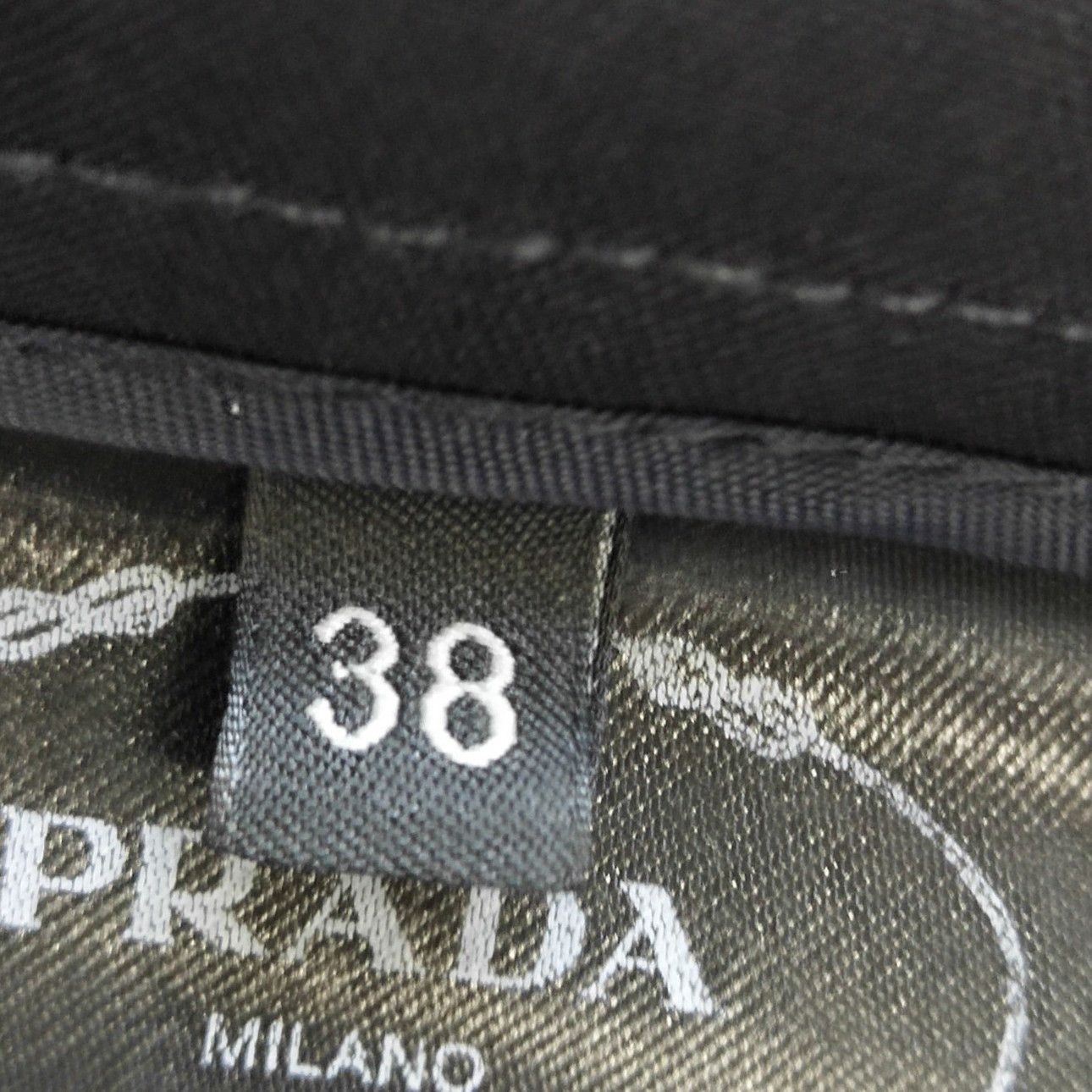 Prada Prada Solid Wool Long Pants in Size 38 0089 Size 38" / US 16 / IT 52 - 4 Thumbnail