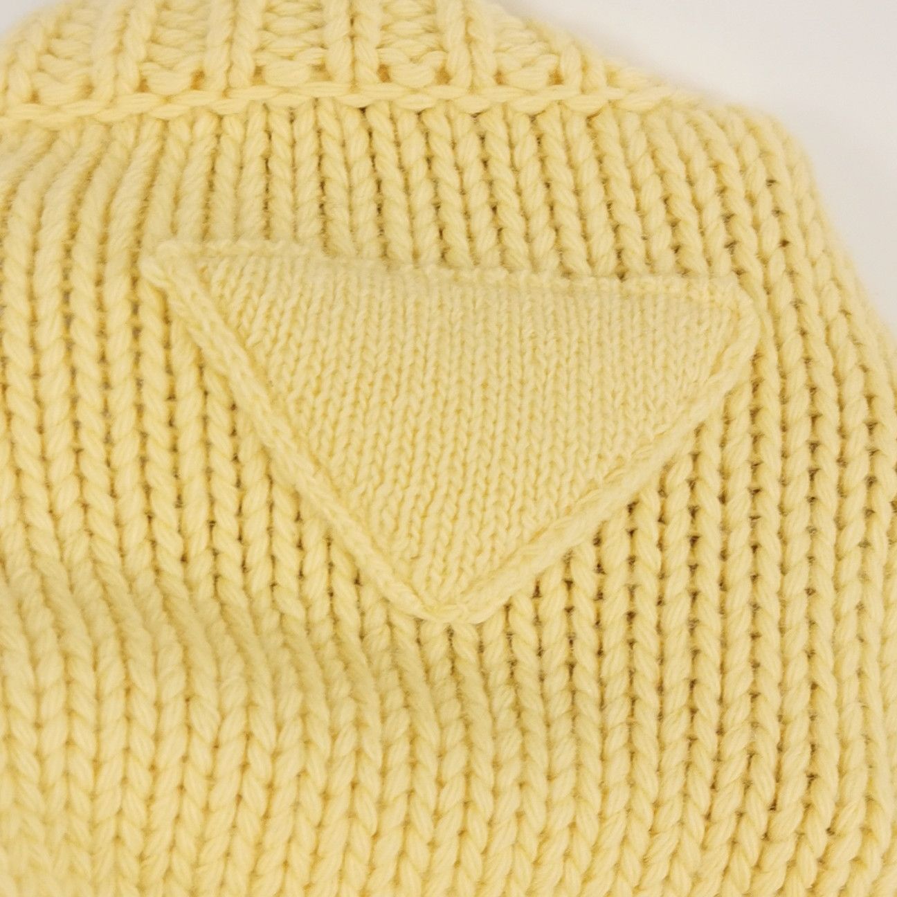 Prada Prada Yellow V-Neck Long Sleeve Sweater 0089 Size S / US 4 / IT 40 - 3 Thumbnail