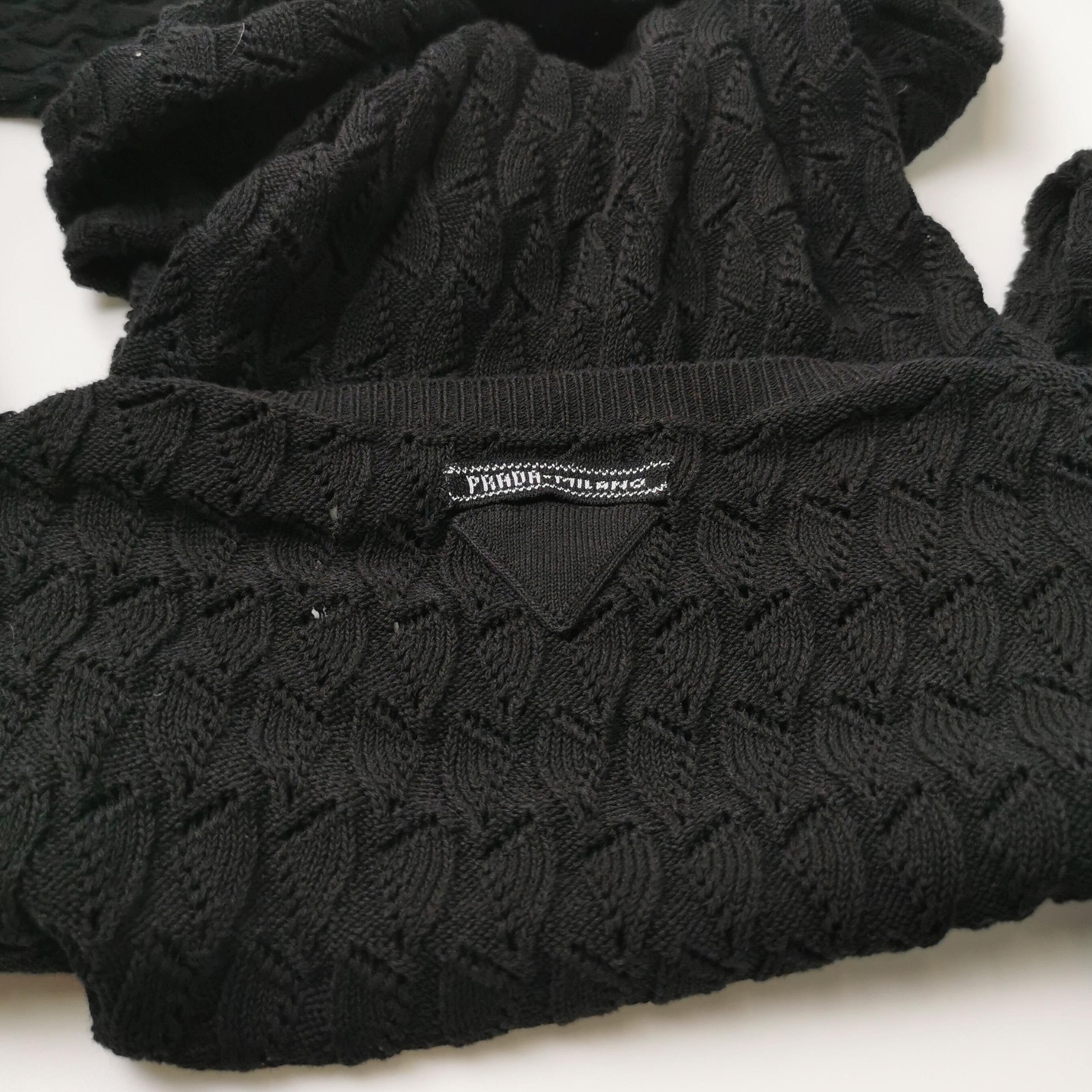 Prada Black Knit Long Sleeve Top 0089