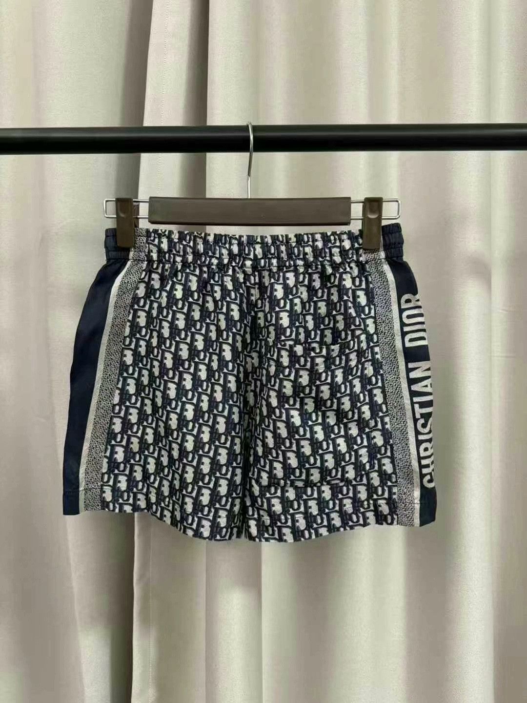 Dior dior black and white logo silk shorts Size 34" / US 12 / IT 48 - 2 Thumbnail
