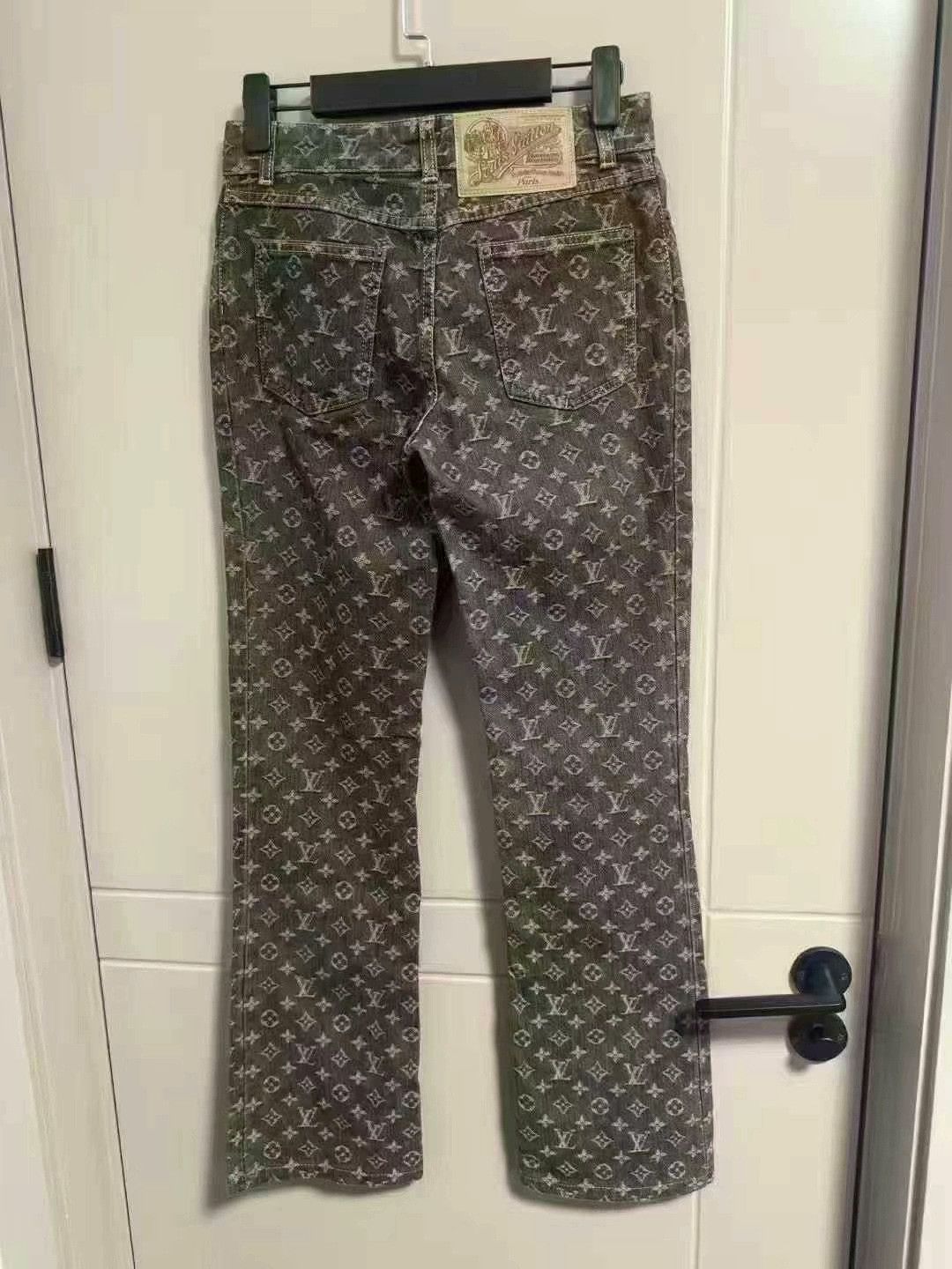 Louis Vuitton Louis Vuitton Monogram Denim Jeans Size 36 Size US 36 / EU 52 - 2 Thumbnail