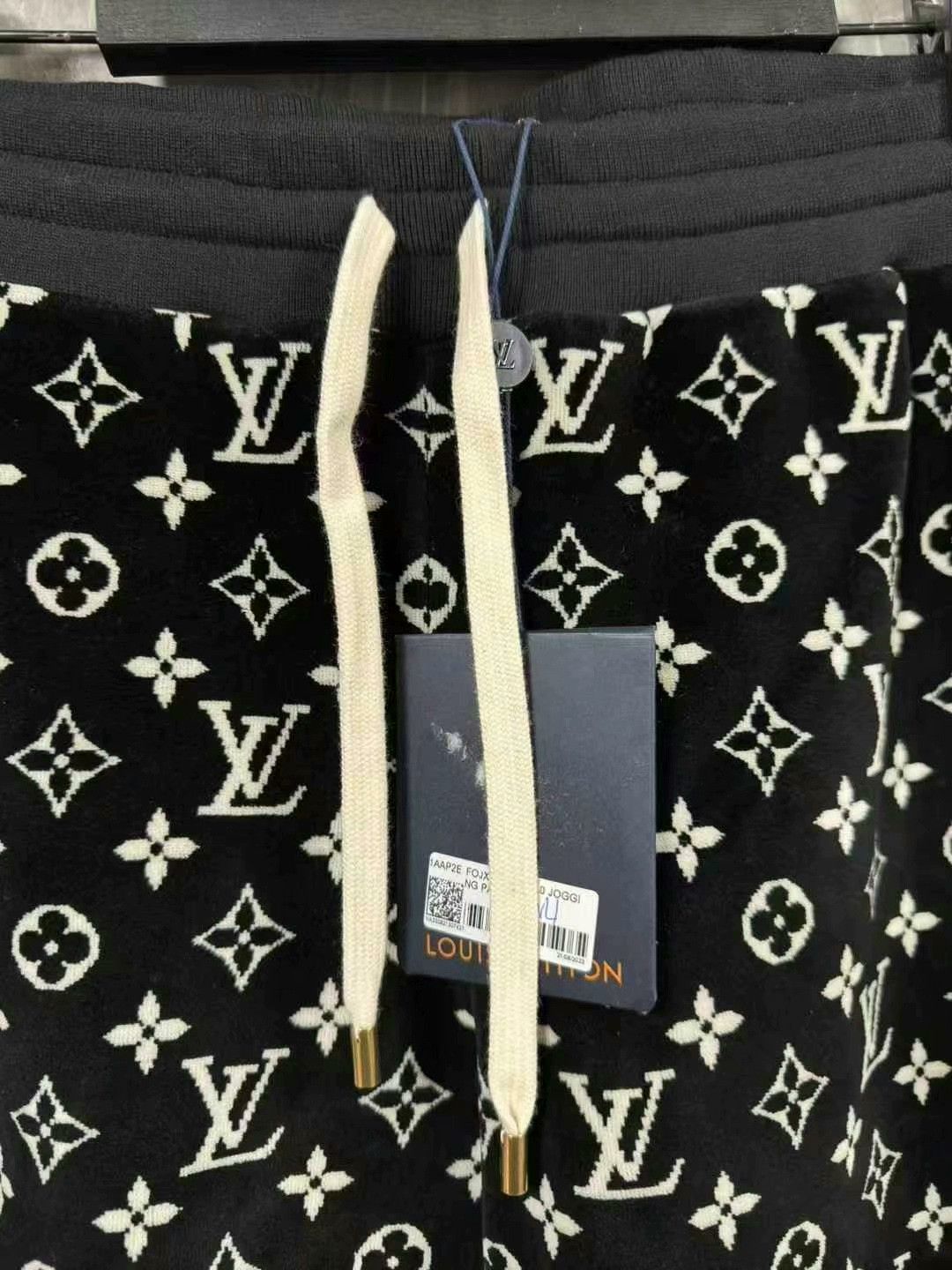 Louis Vuitton louis vuitton monogram jogger pants size L Size US 34 / EU 50 - 2 Thumbnail