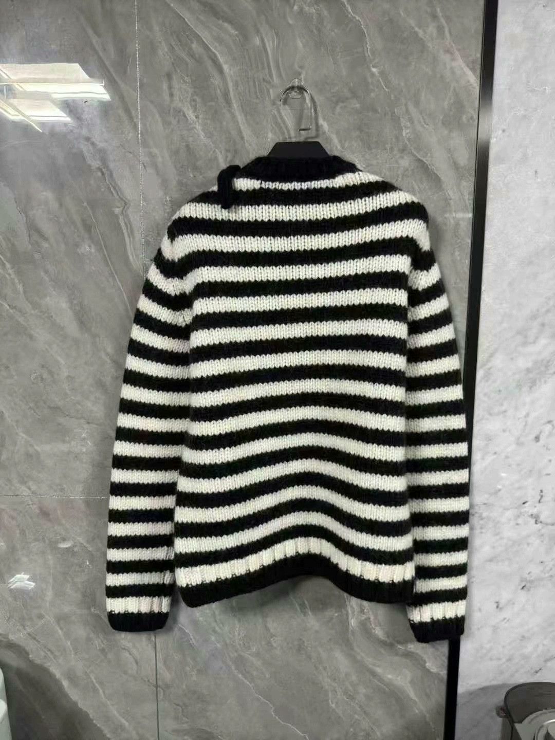 Loewe black and white striped wool sweater Size US M / EU 48-50 / 2 - 5 Thumbnail